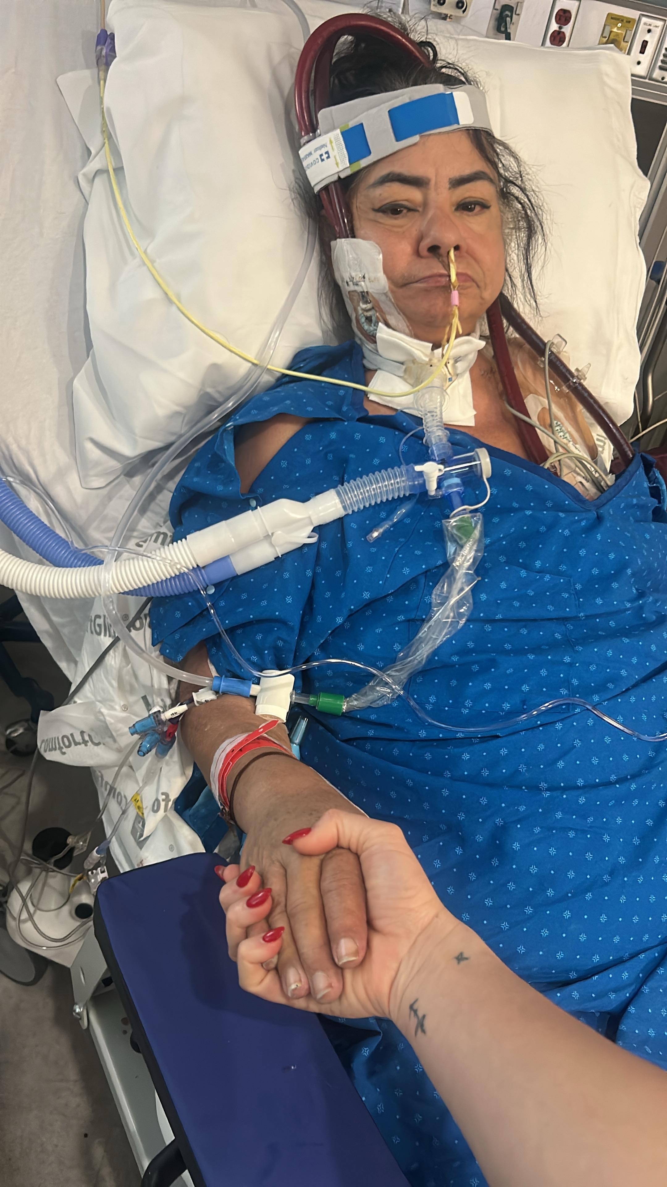 Help Save My Mom’s Life – Double Lung Transplant campaign photo, 5 of 6
