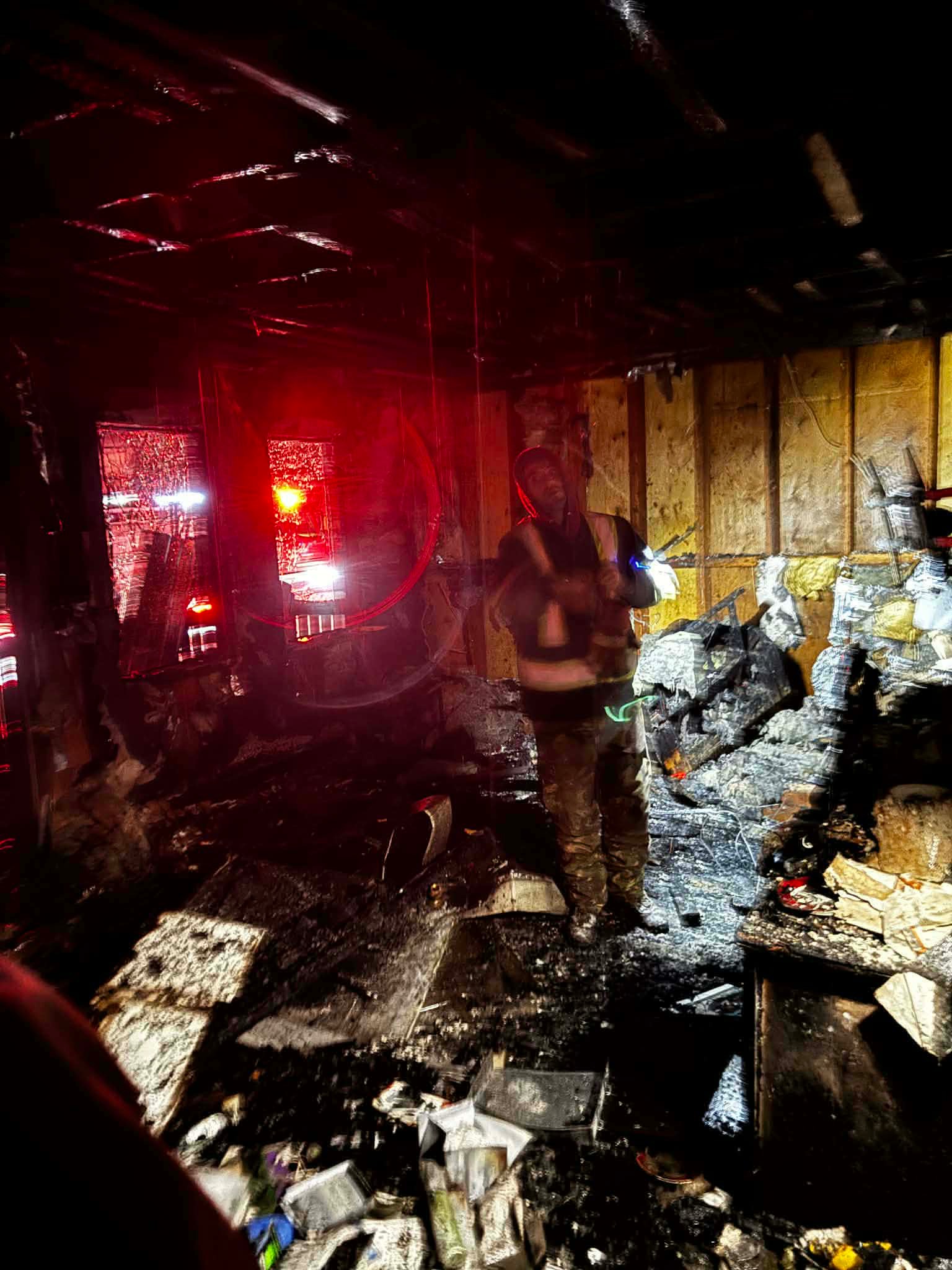 Incendie Sainte-Sophie campaign photo, 4 of 8