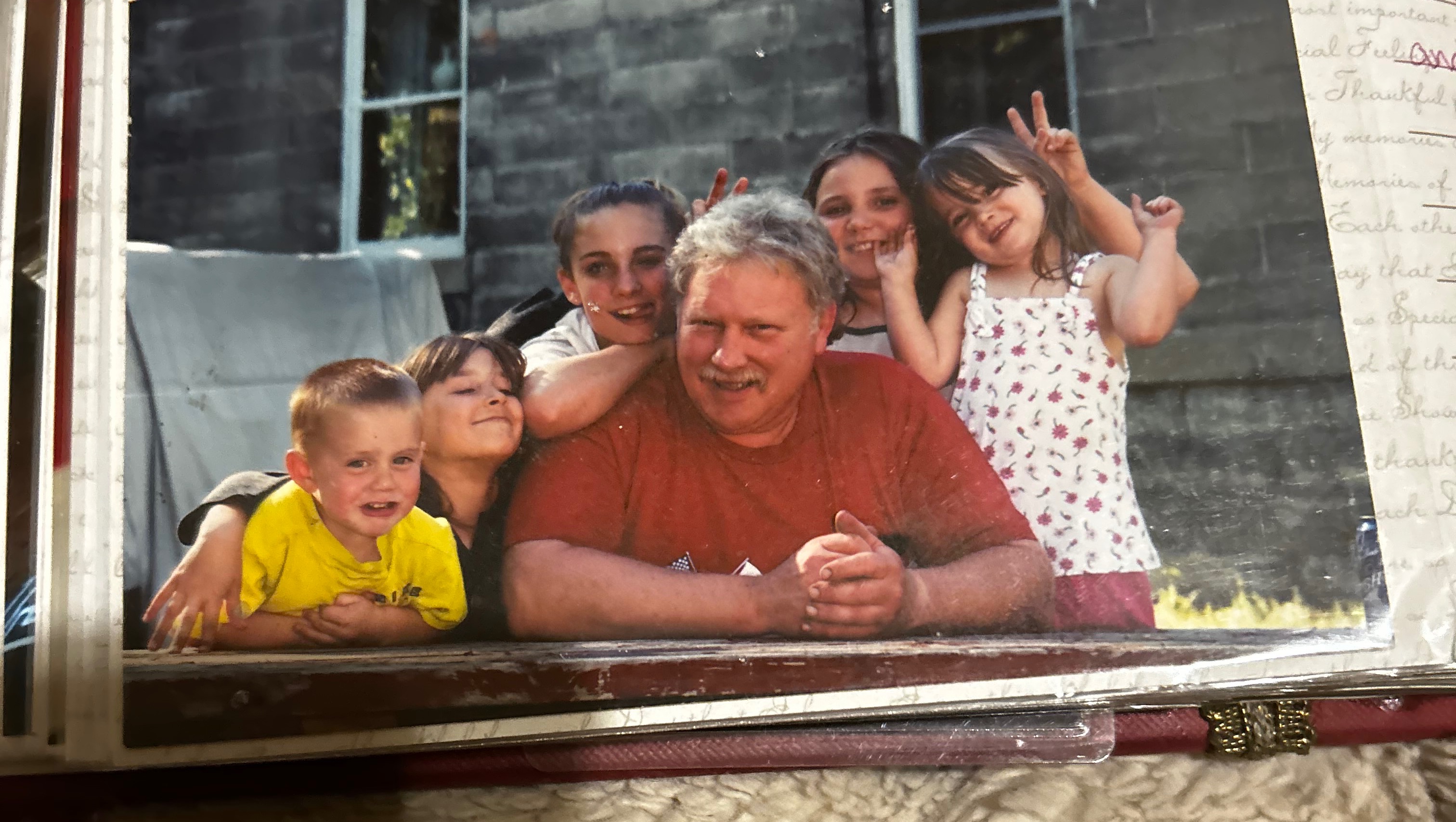 Help Cover Funeral & Debt for Vietnam Veteran photo