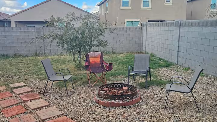 Help the Thompsons Keep Sonoran House photo