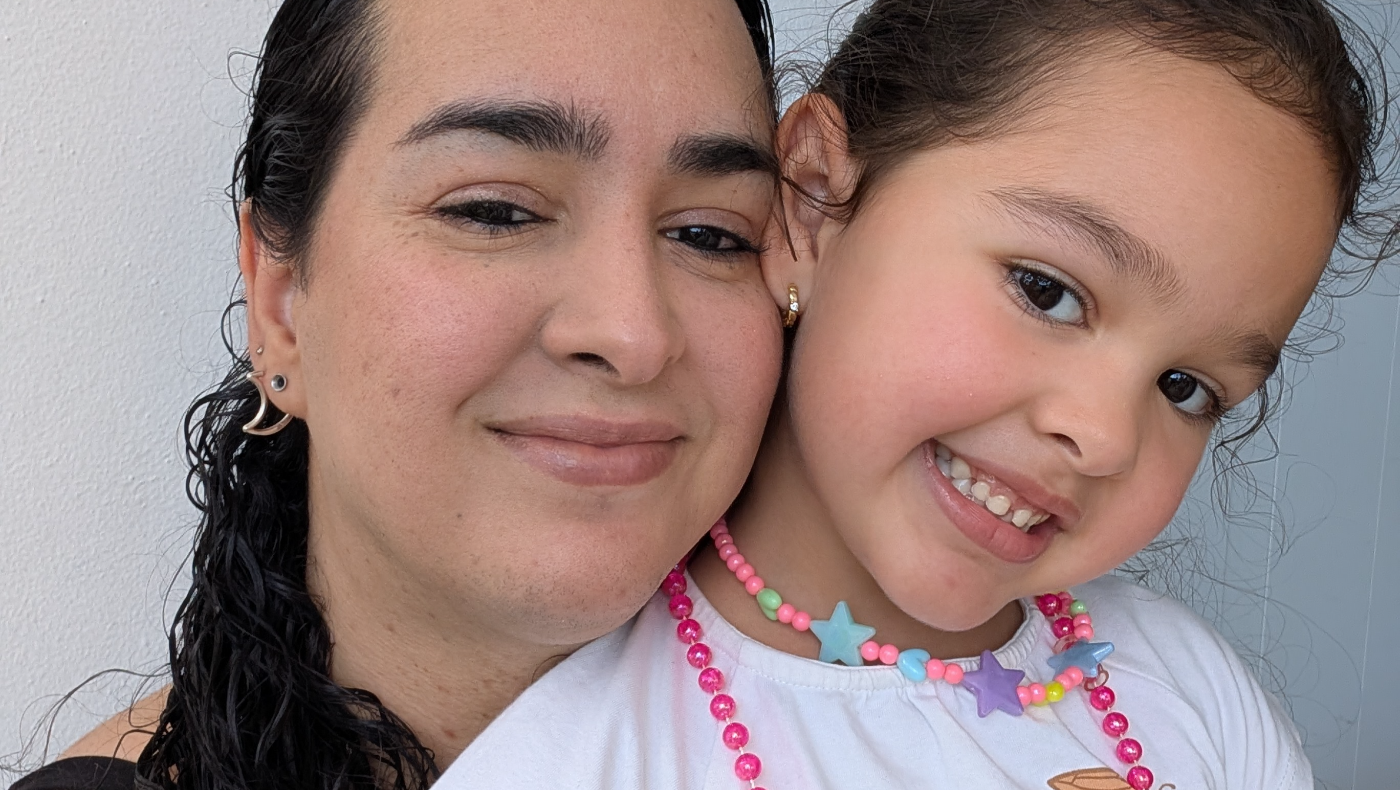 A Fresh Start for Rosaly and Her Daughter photo