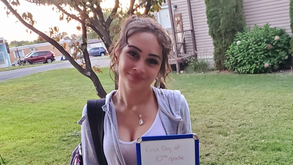 Fund Lexi's Urgent Dental Treatments for her Smile photo