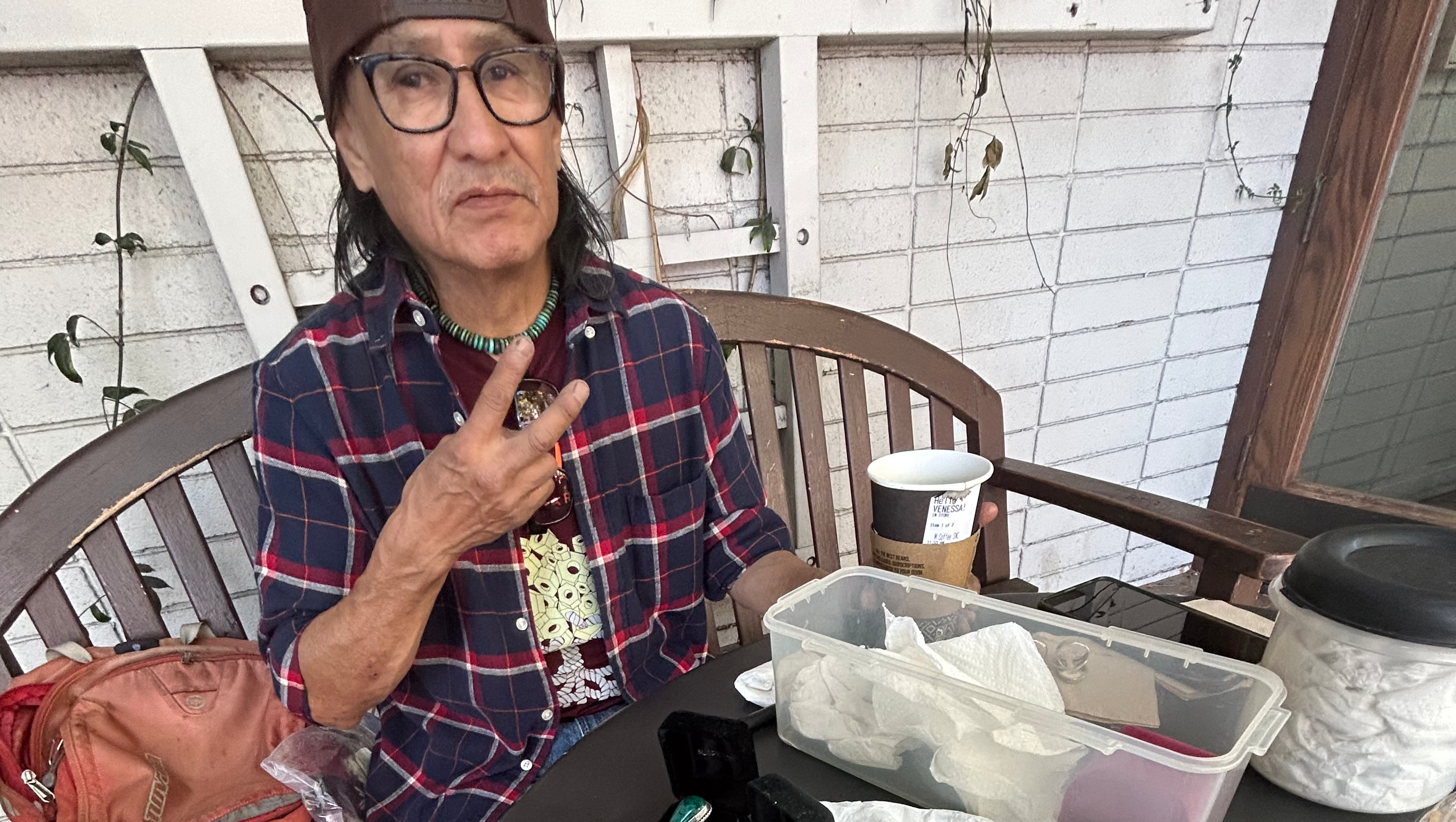 Apoyemos a un amigo, sanador, y miembro de nuestra comunidad