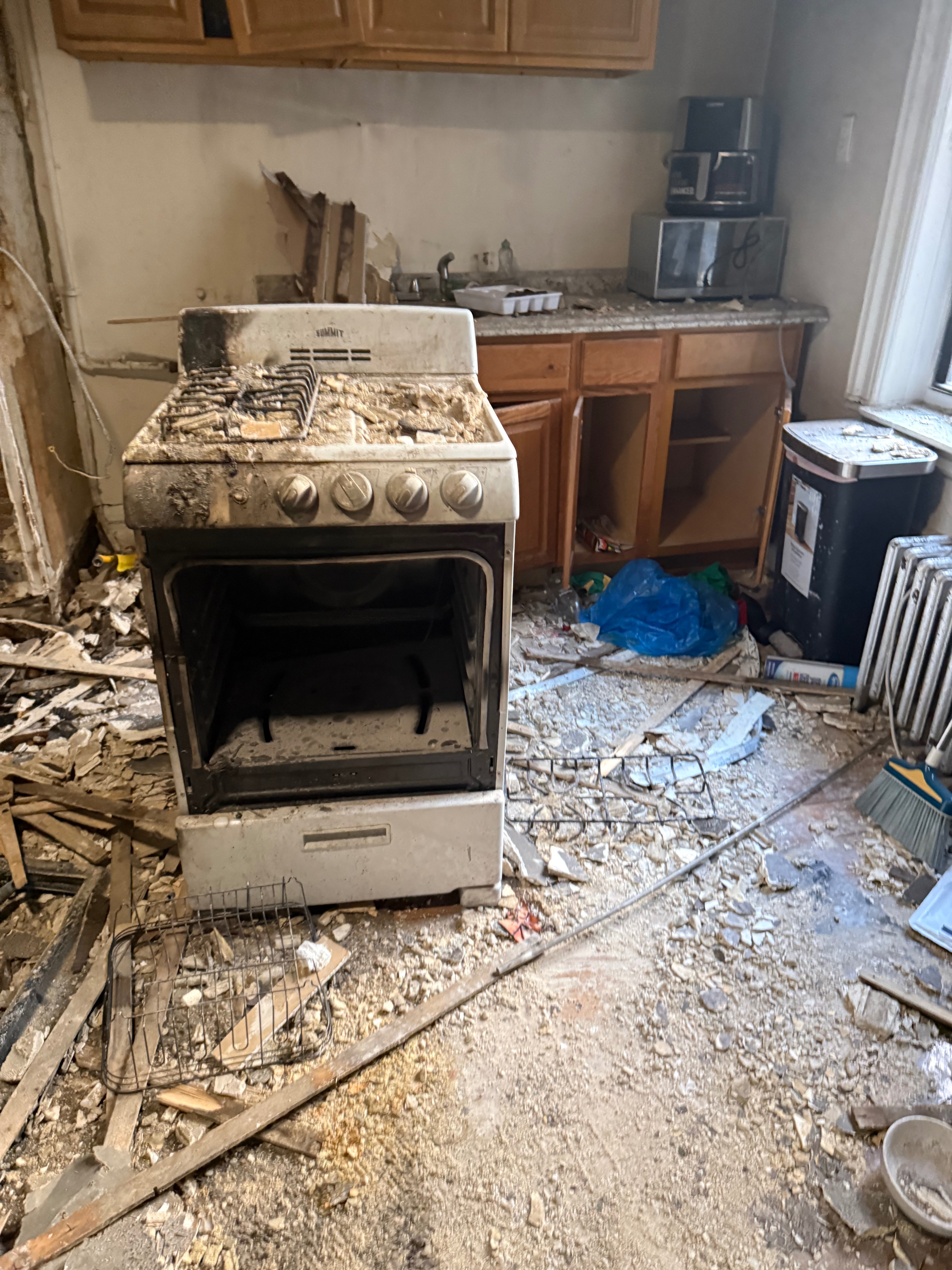Help Esmeily Rebuild After NYC Fire campaign photo, 2 of 6