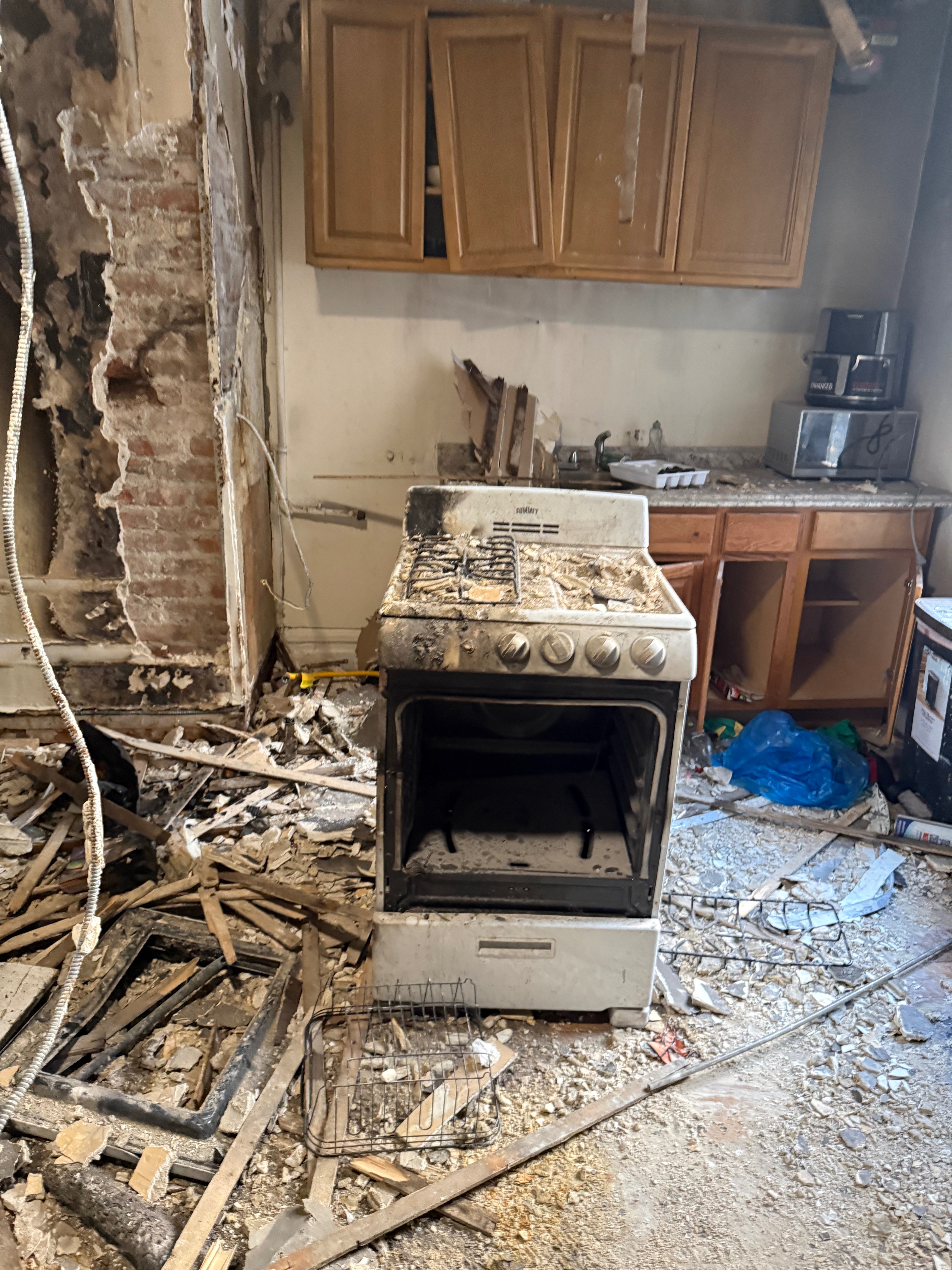 Help Esmeily Rebuild After NYC Fire campaign photo, 4 of 6