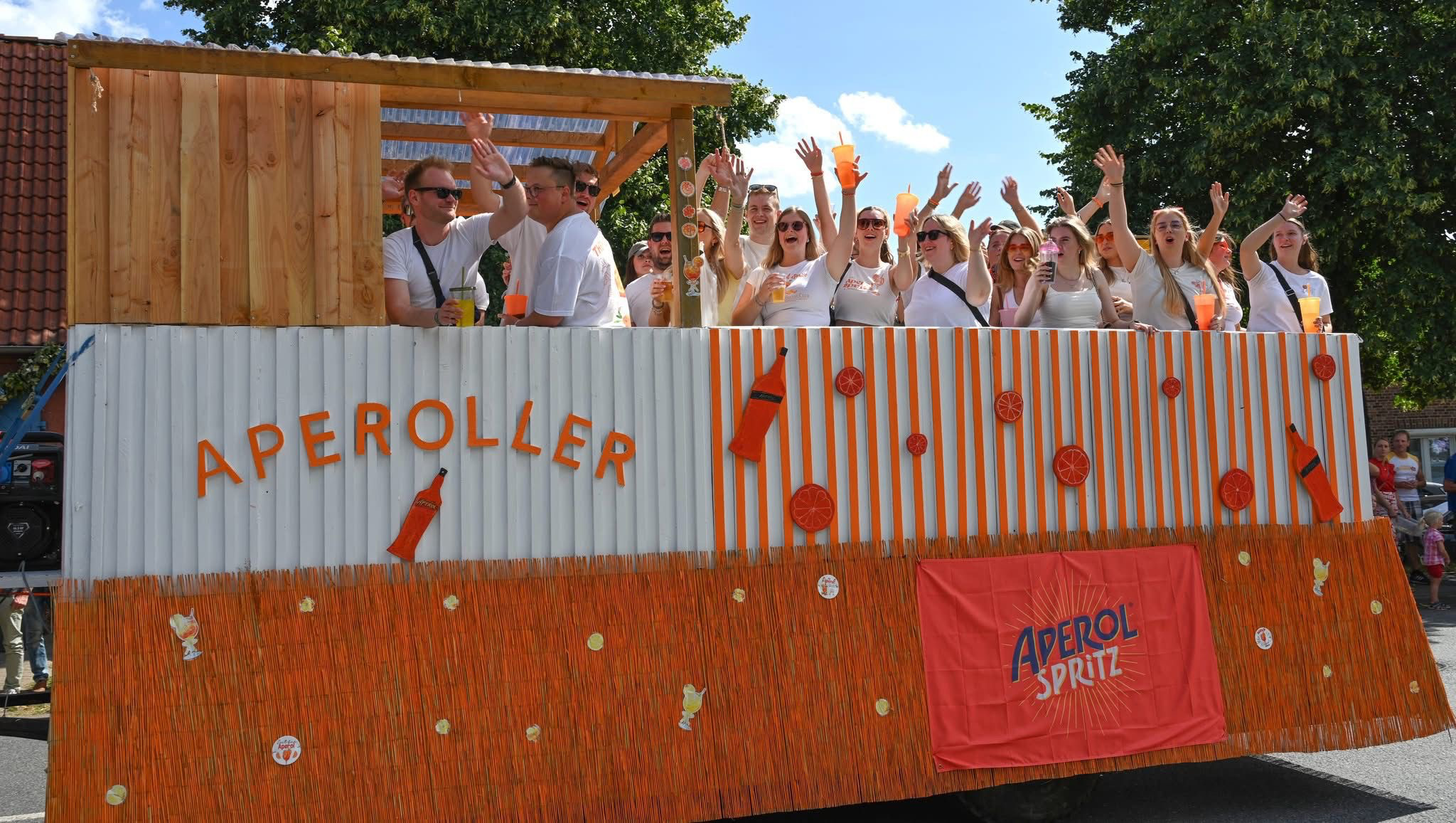 Unterstütze den Erntewagen „Aperoller“ – gemeinsam für Tradi photo