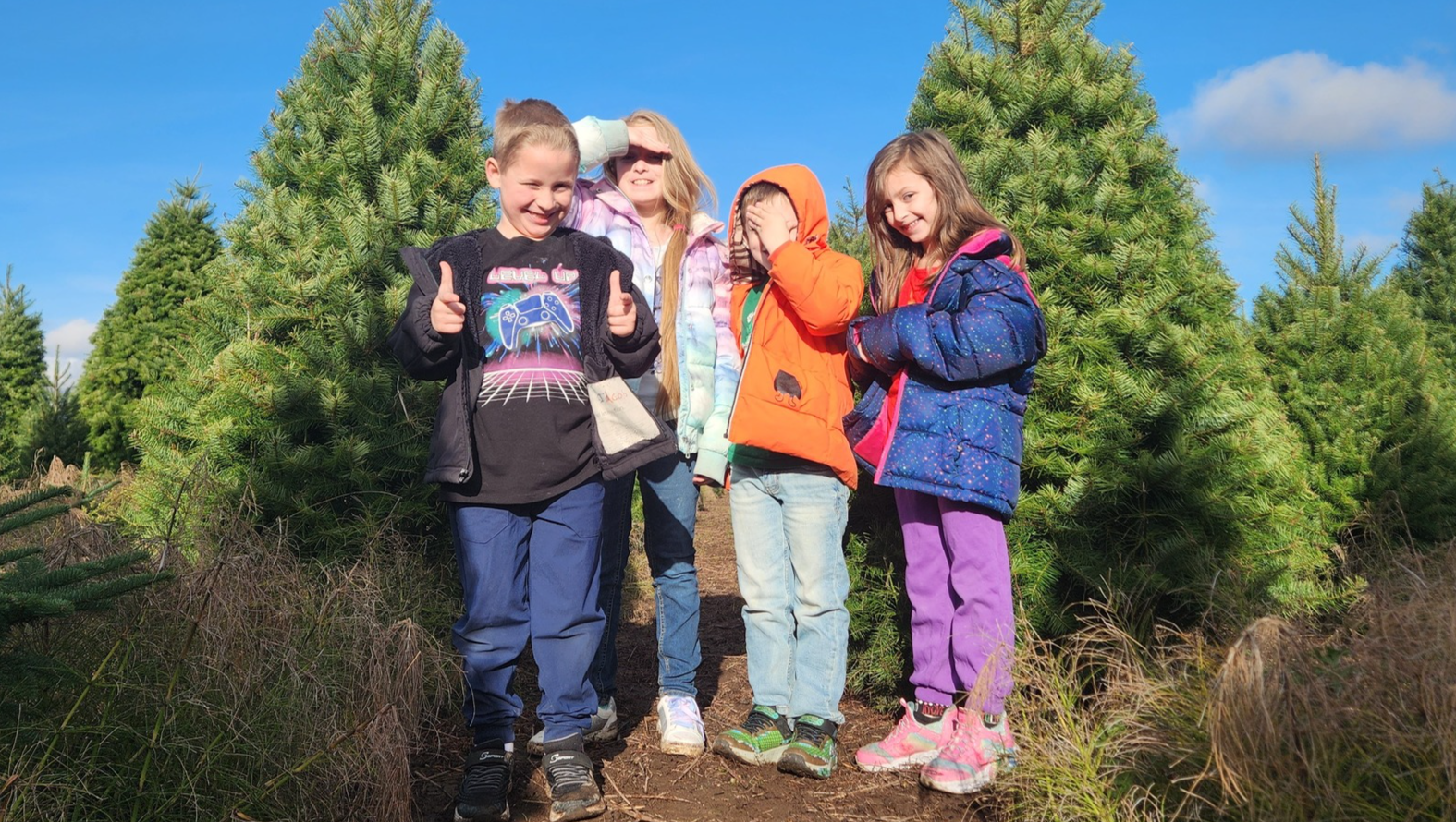 Family of 6 - Please, we need your help! photo