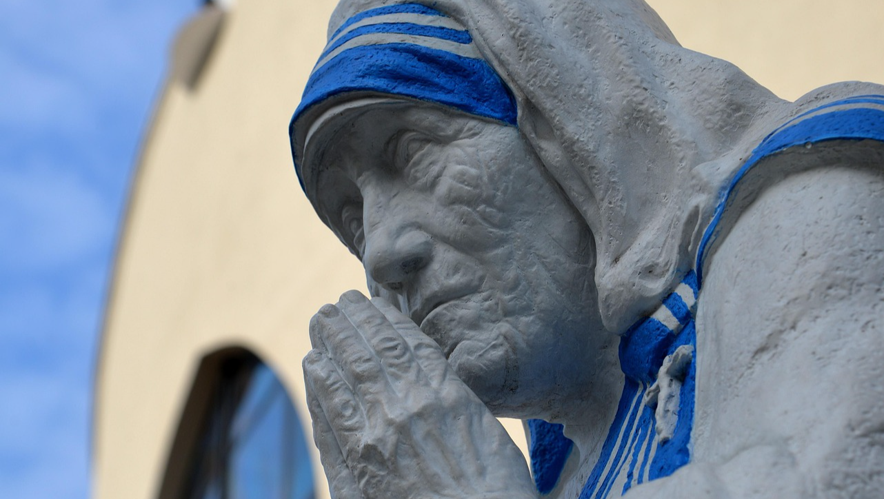 Help my family to servive a hard period photo