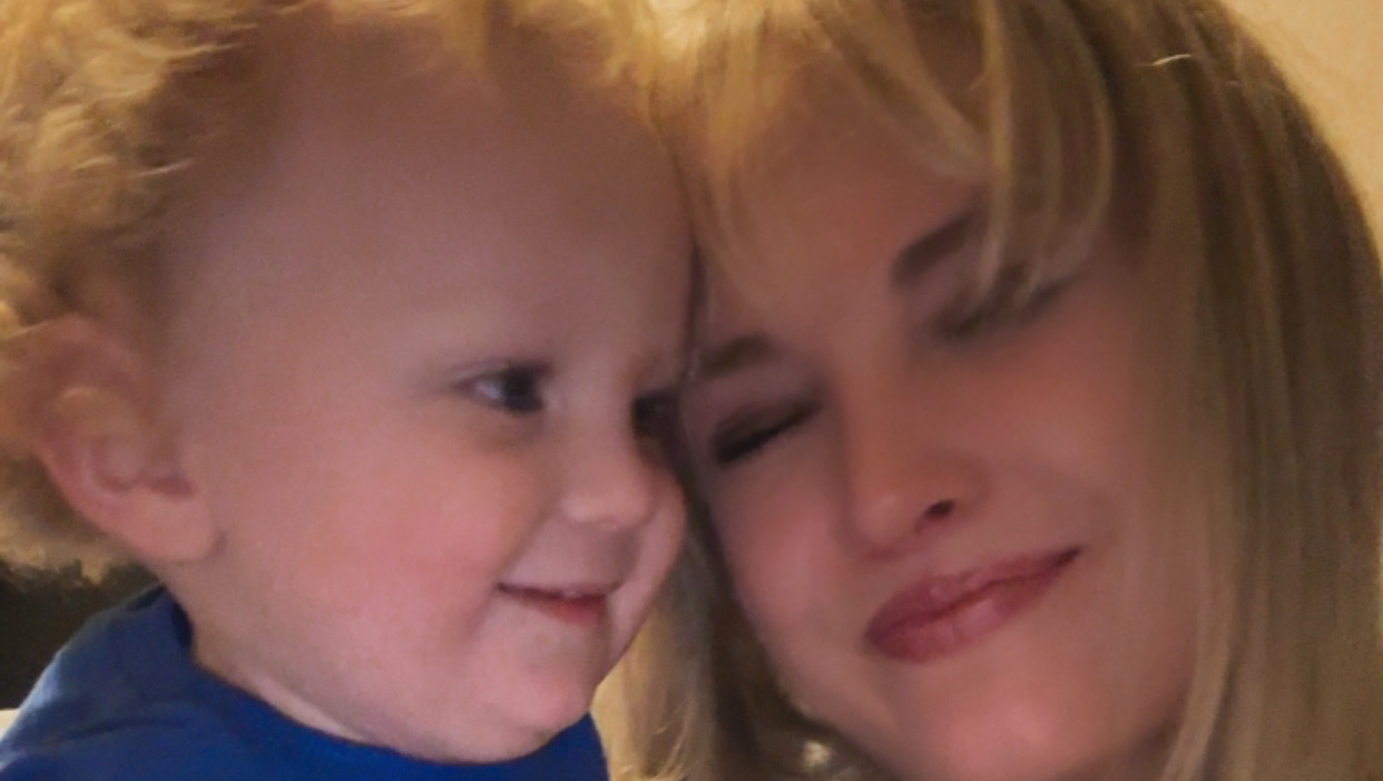 Help Sophia and her son stay stable during a difficult time photo