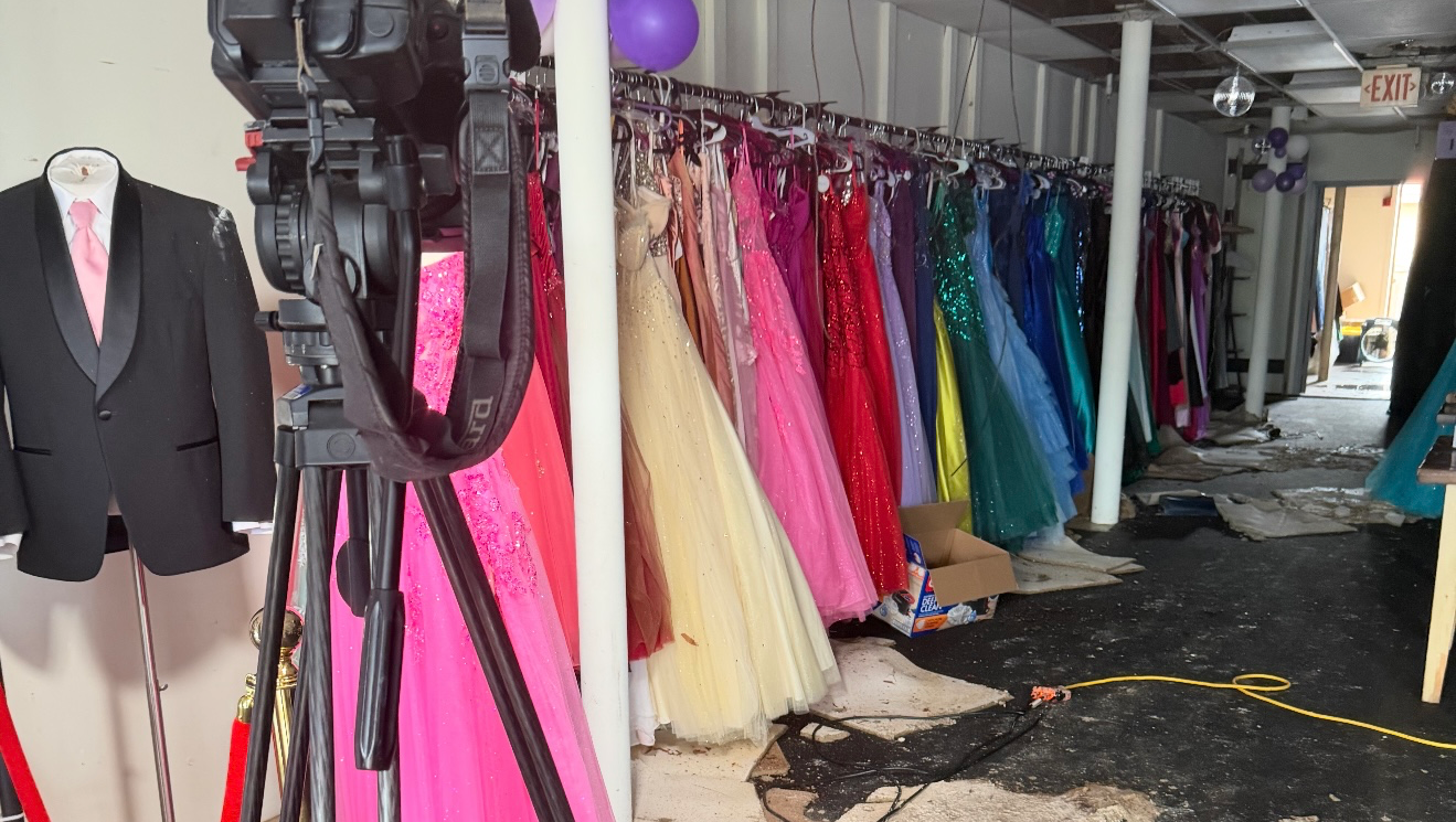 Support Elly’s Formal Wear with a New Beginning!