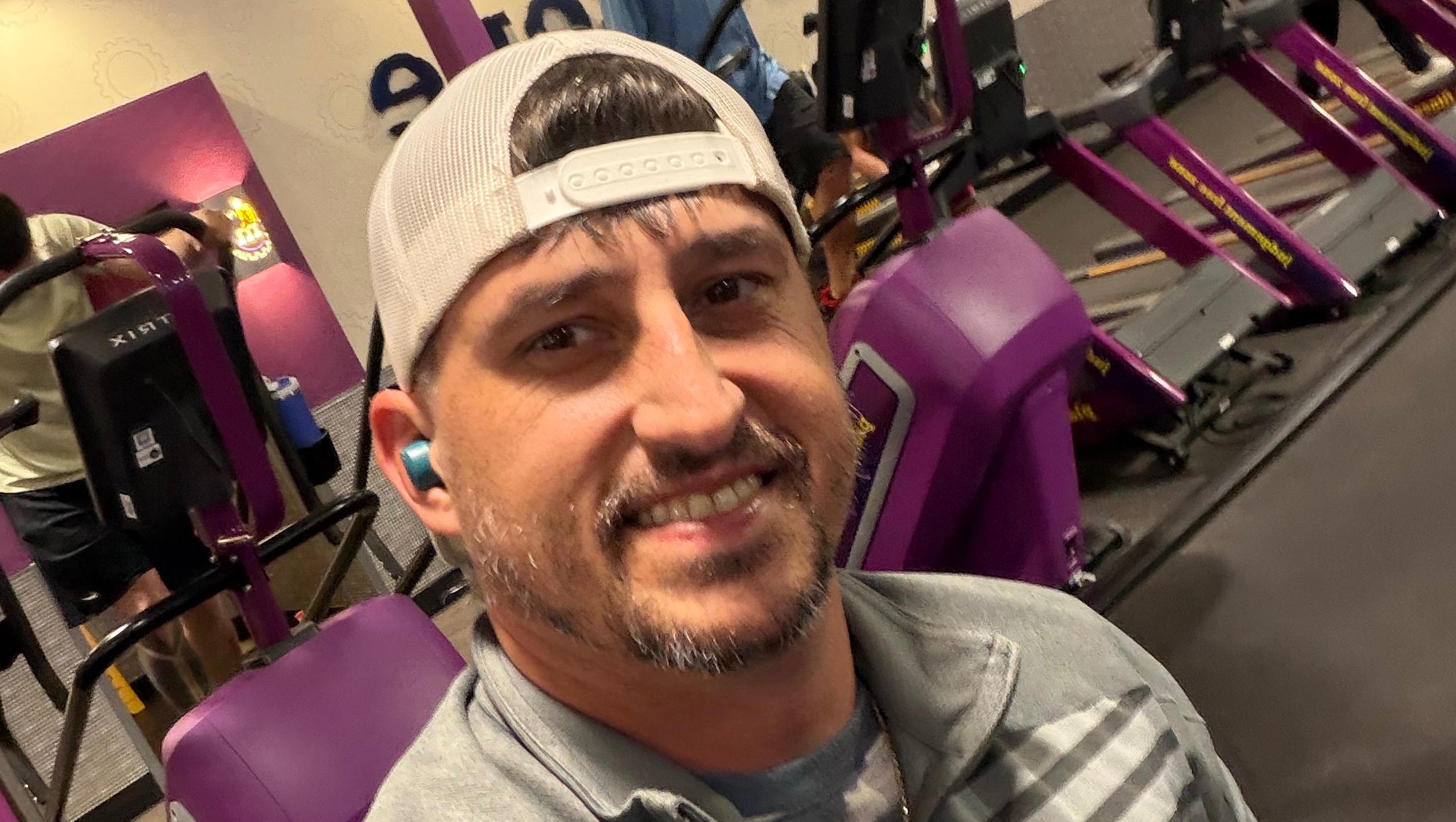 Help Jared baker get back on his feet and with your he will