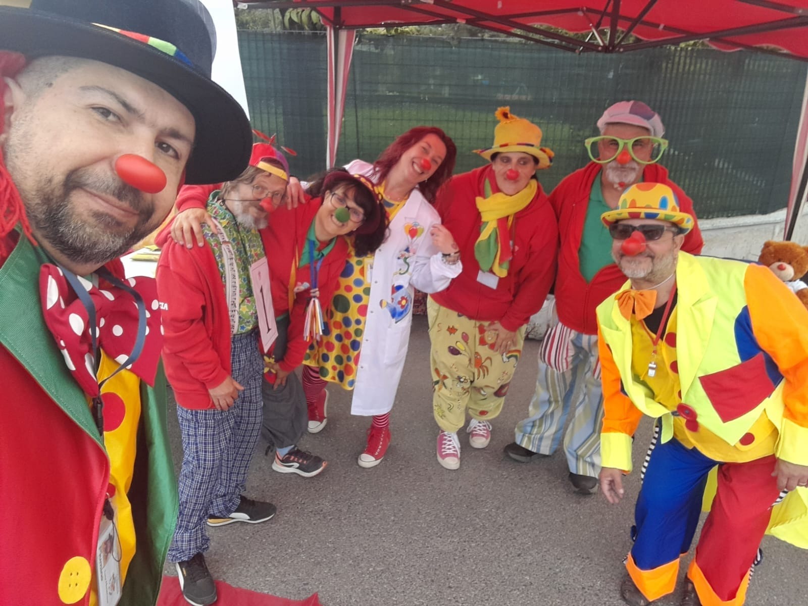 Fuori di Clown associazione di volontariato campaign photo, 2 of 7