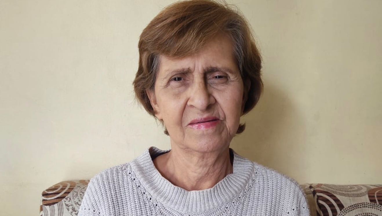 Con tu ayuda, mi tía gloria puede recuperar su visión Urgent photo