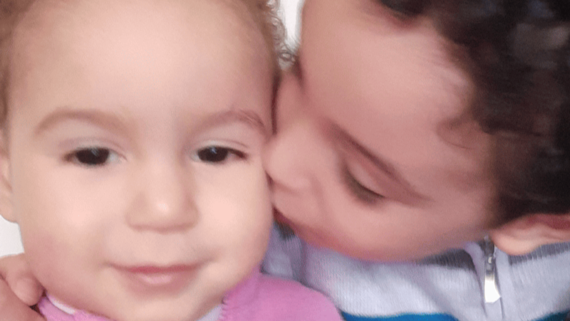 MI HANNO PORTATO VIA TUTTO. ORA LOTTO SOLO PER I MIEI FIGLI photo