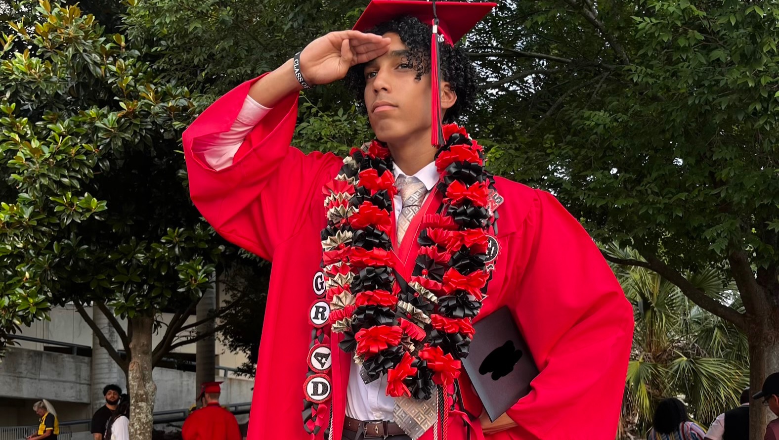 Helping My Boyfriend save up a Car for College photo