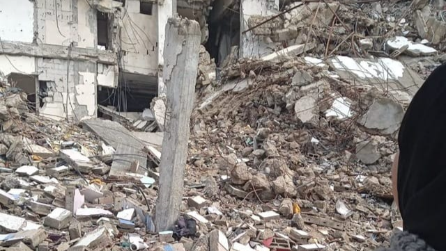 Help Roa Rebuild Her Life After the War in Gaza photo