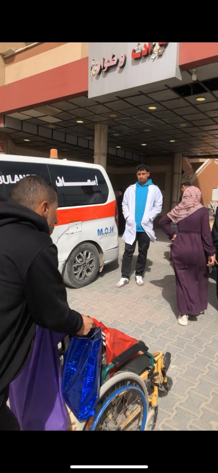 Education support in the war zone campaign photo, 4 of 7
