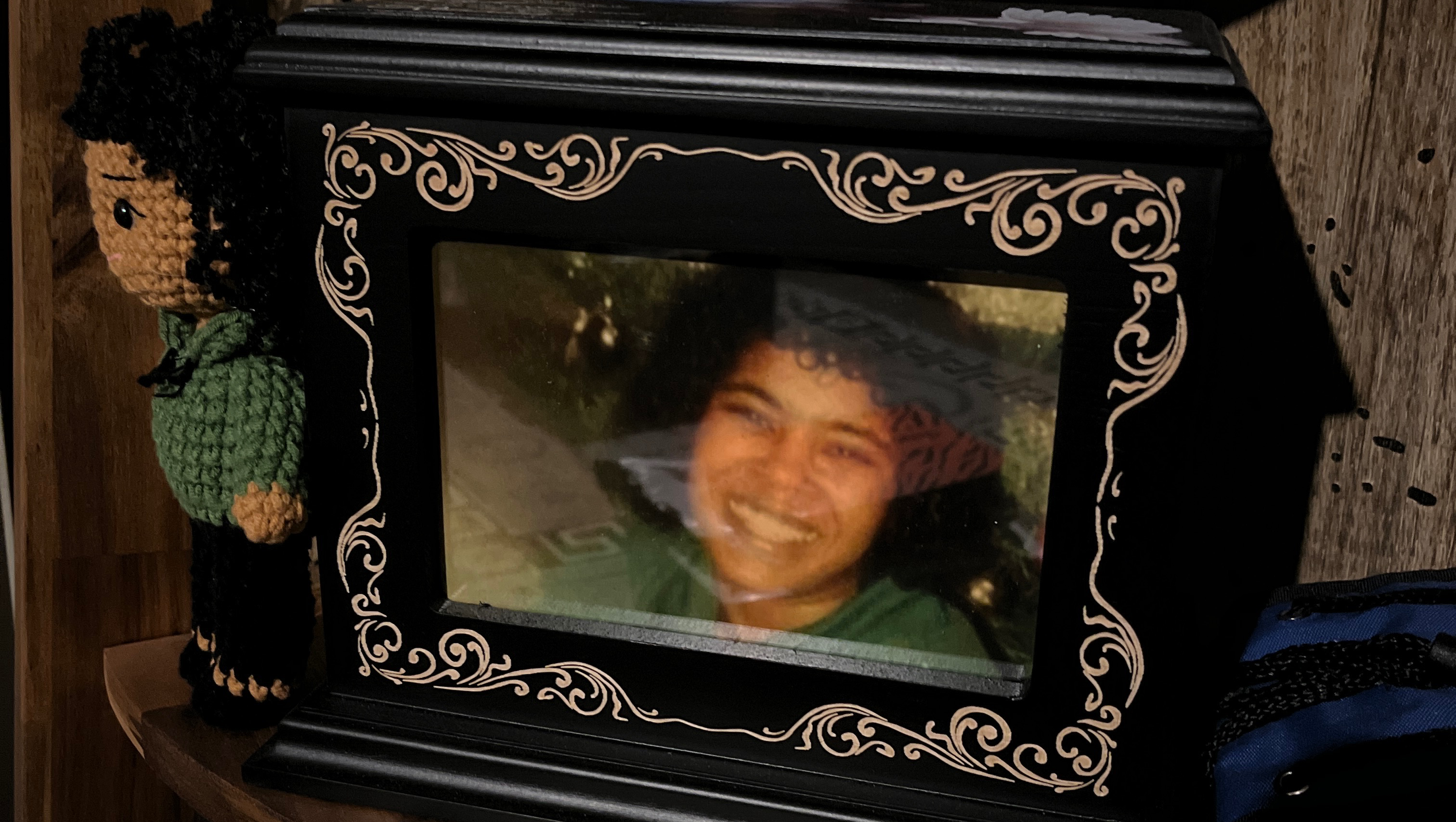 Help Keyanna Scatter Her Mom’s Ashes in Long Beach photo