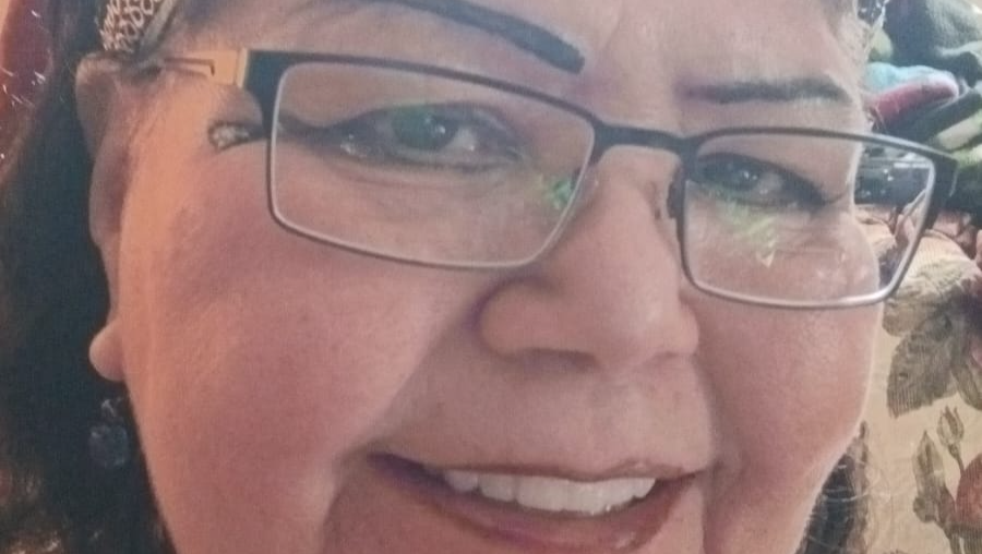 Pay rent and an outstanding bill photo