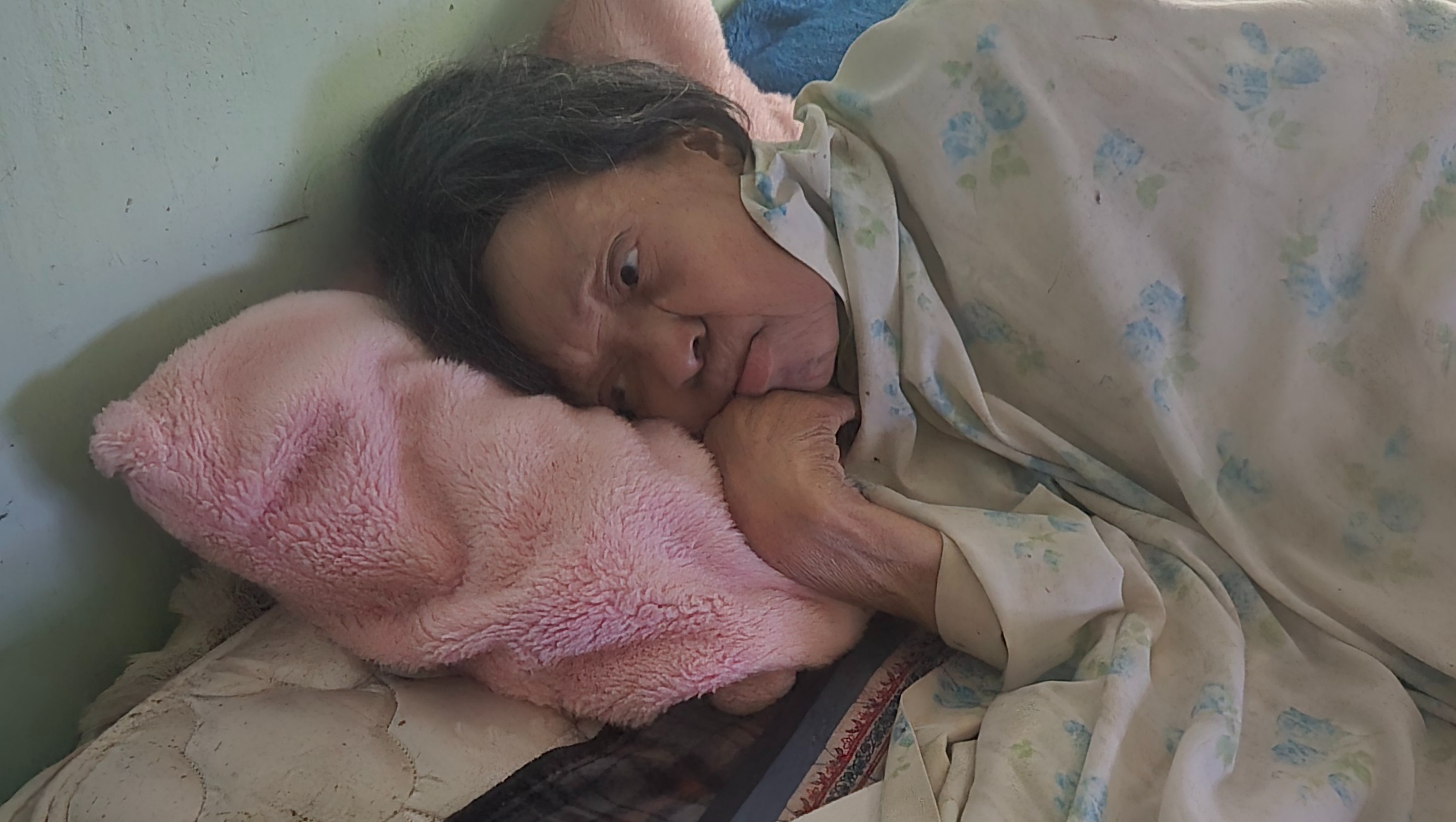 Help Care for My Grandmother photo