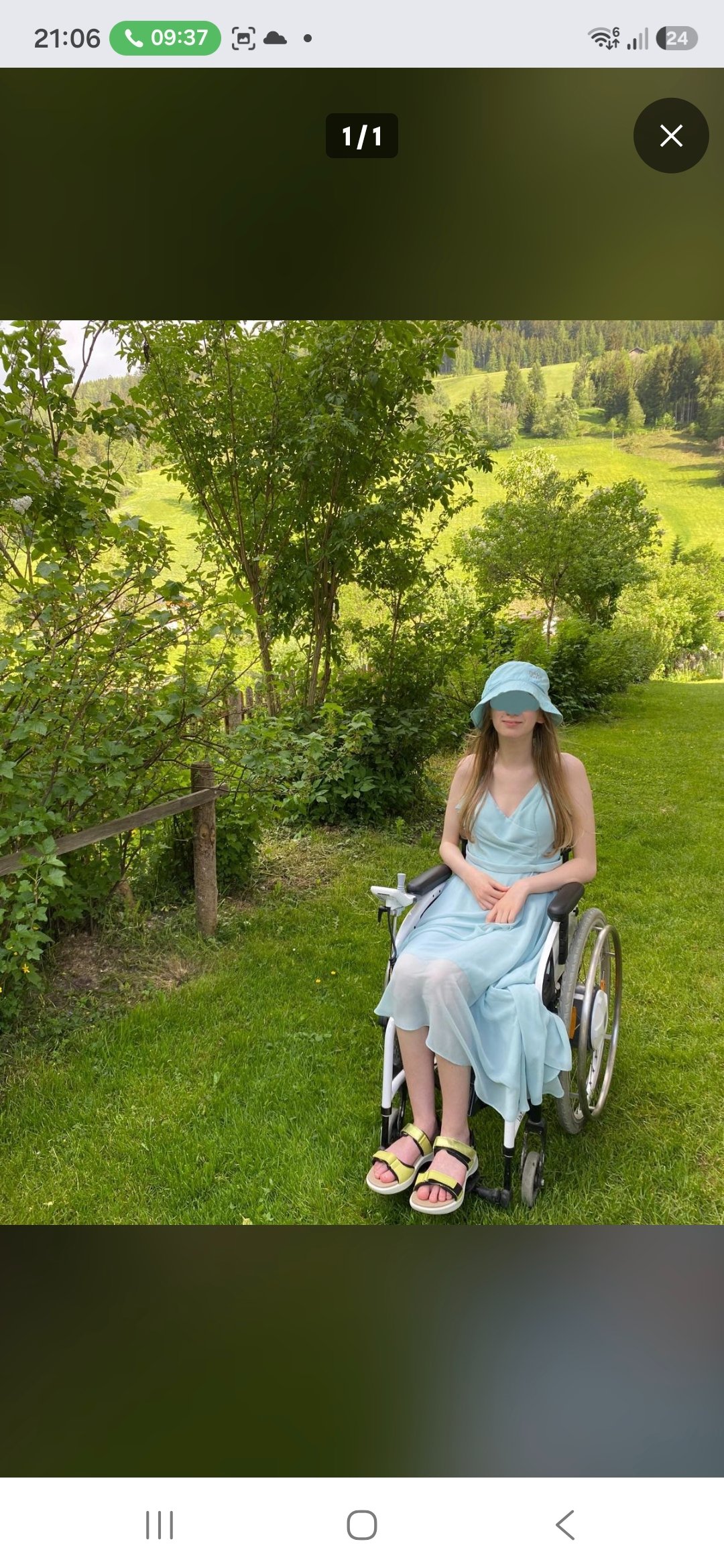 17-jähriges Mädchen kämpft gegen ME CFS LongCovid campaign photo, 5 of 8