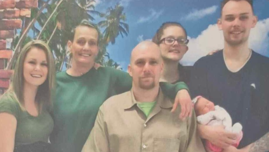 Help a dad attend his son's funeral service photo