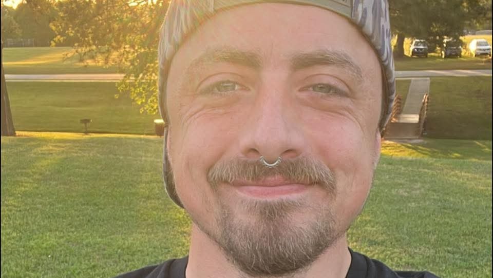 Help Robert Build a Stable Home for His Kids photo