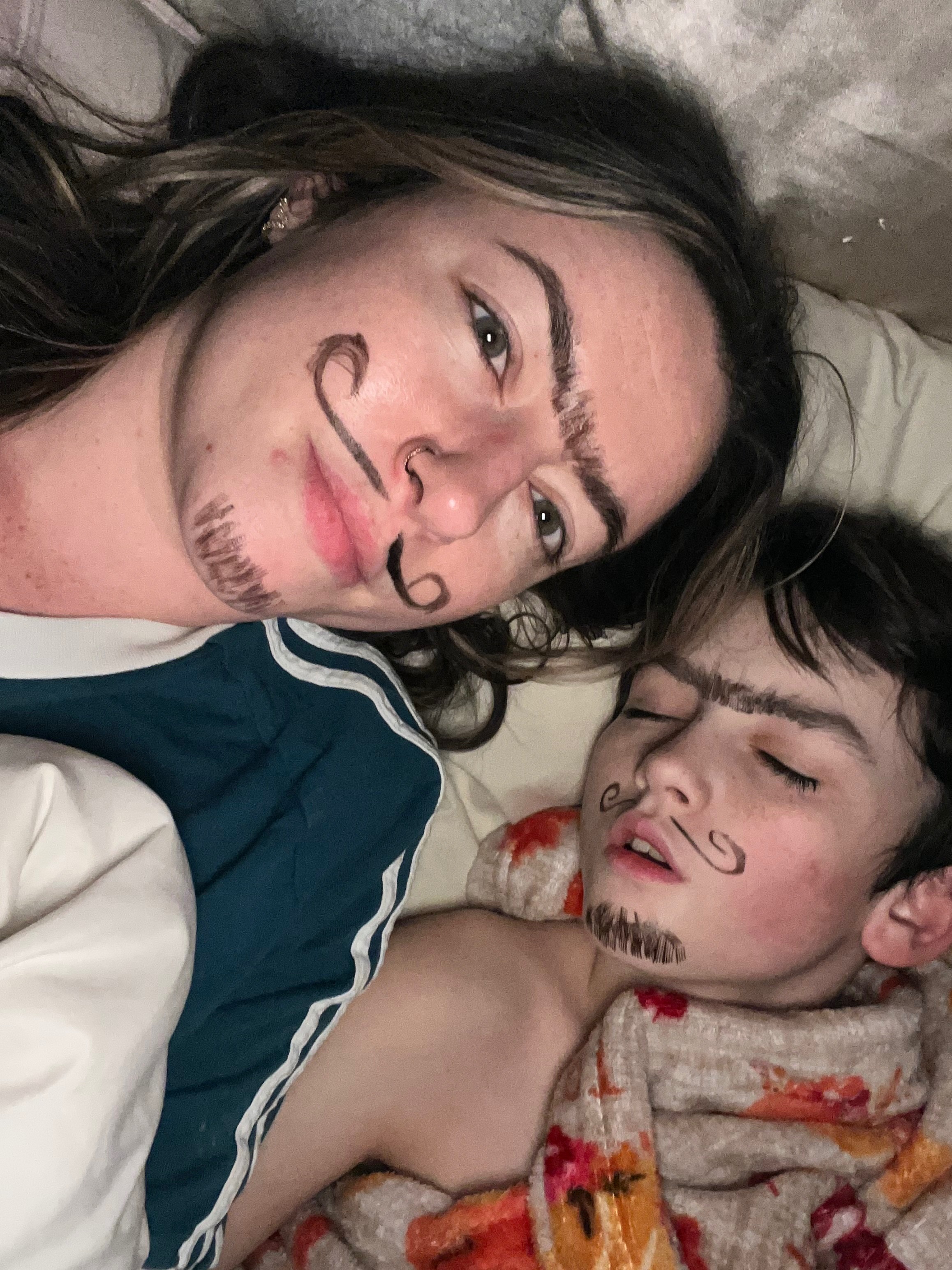 Help Atlanta and Kayden start over after the fire campaign photo, 6 of 7