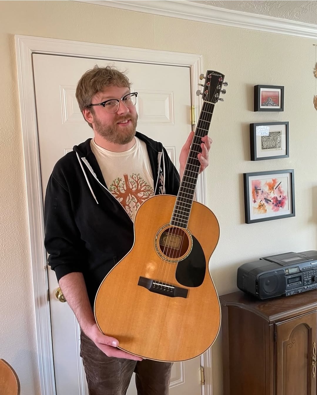 Support Luke in Finding a New Guitar campaign photo, 5 of 8