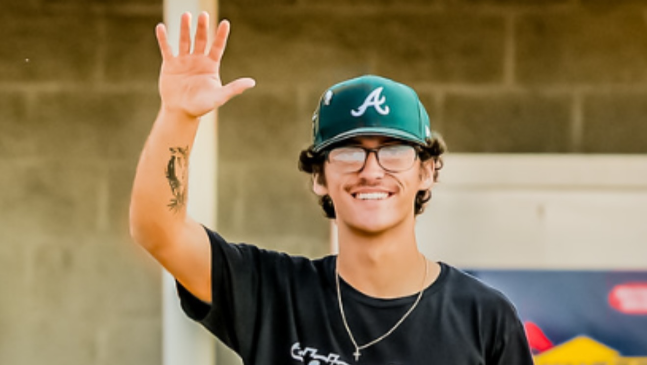 Fundraiser by Kayleigh Hand : Support Aaron during his recovery!