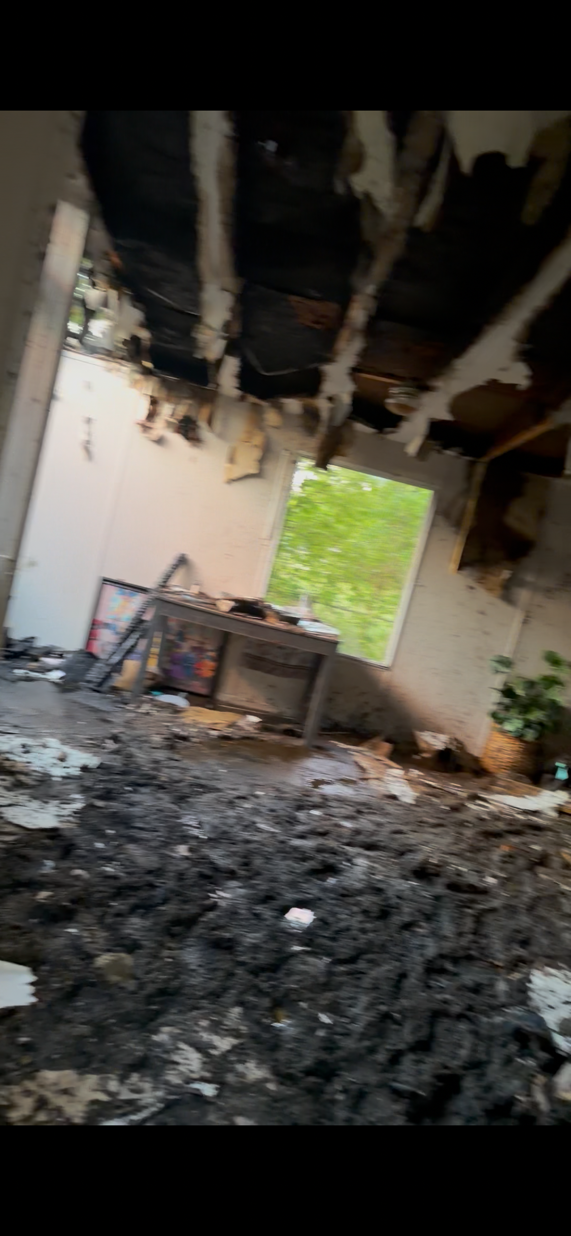 Fundraiser by Jessica Signal : Help a Single Mom Rebuild After House Fire