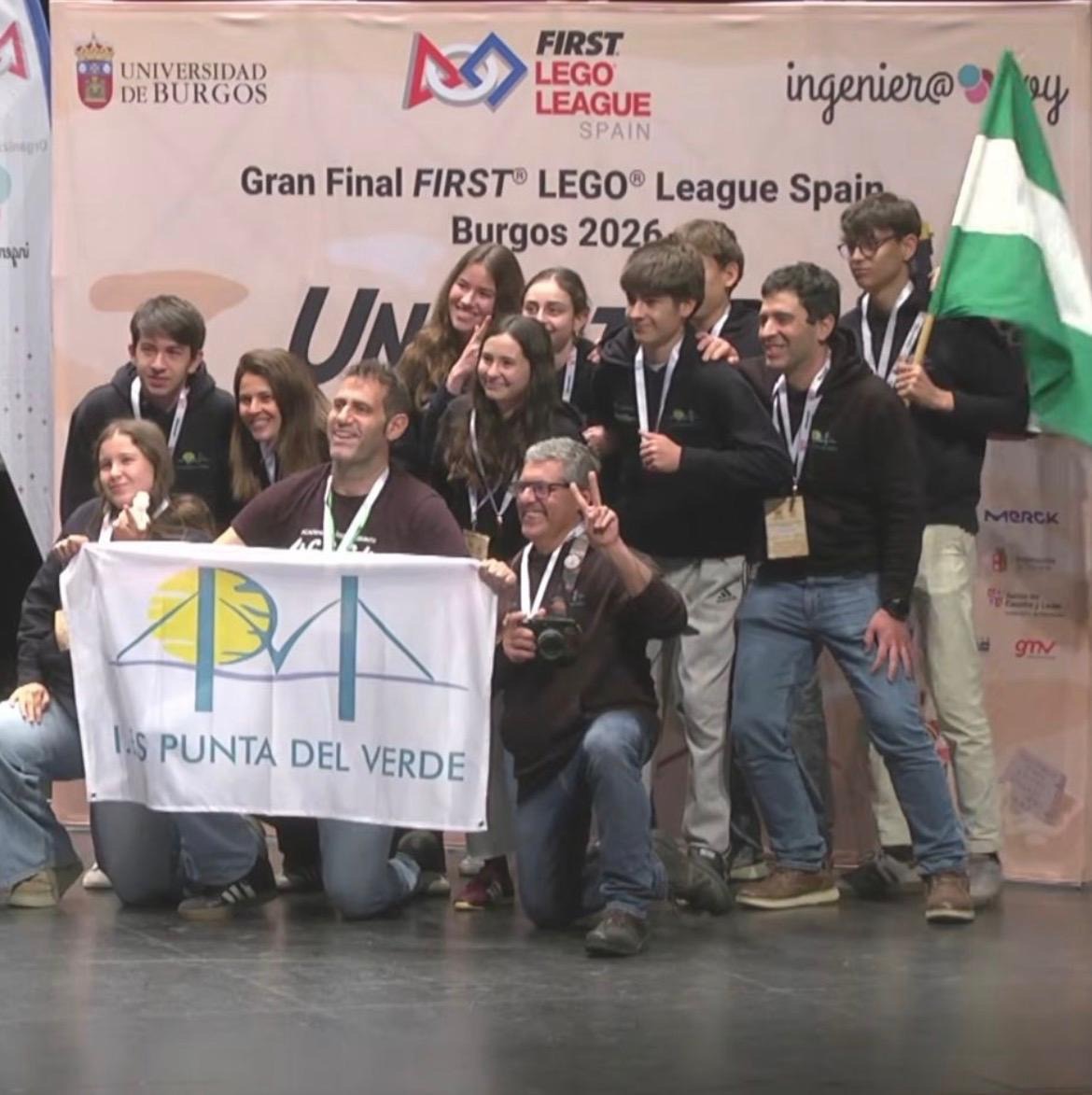 ¡AYÚDANOS A IR A LA FINAL DE LA LEGO LEAGUE A LOS ÁNGELES! campaign photo, 6 of 7
