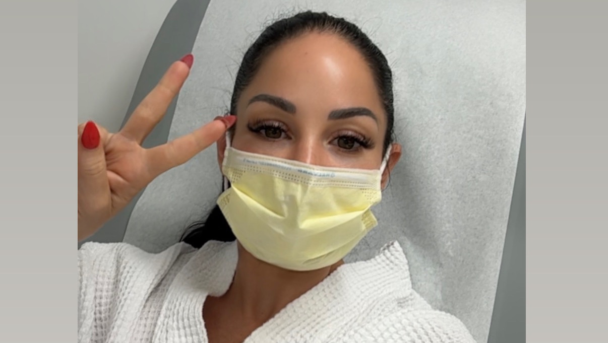 Fundraiser by Caitlin B : Support Caitlin Through Cancer Treatment