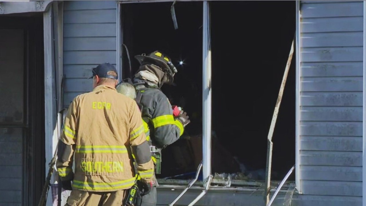 Help Dawn Rebuild After House Fire campaign photo, 5 of 6