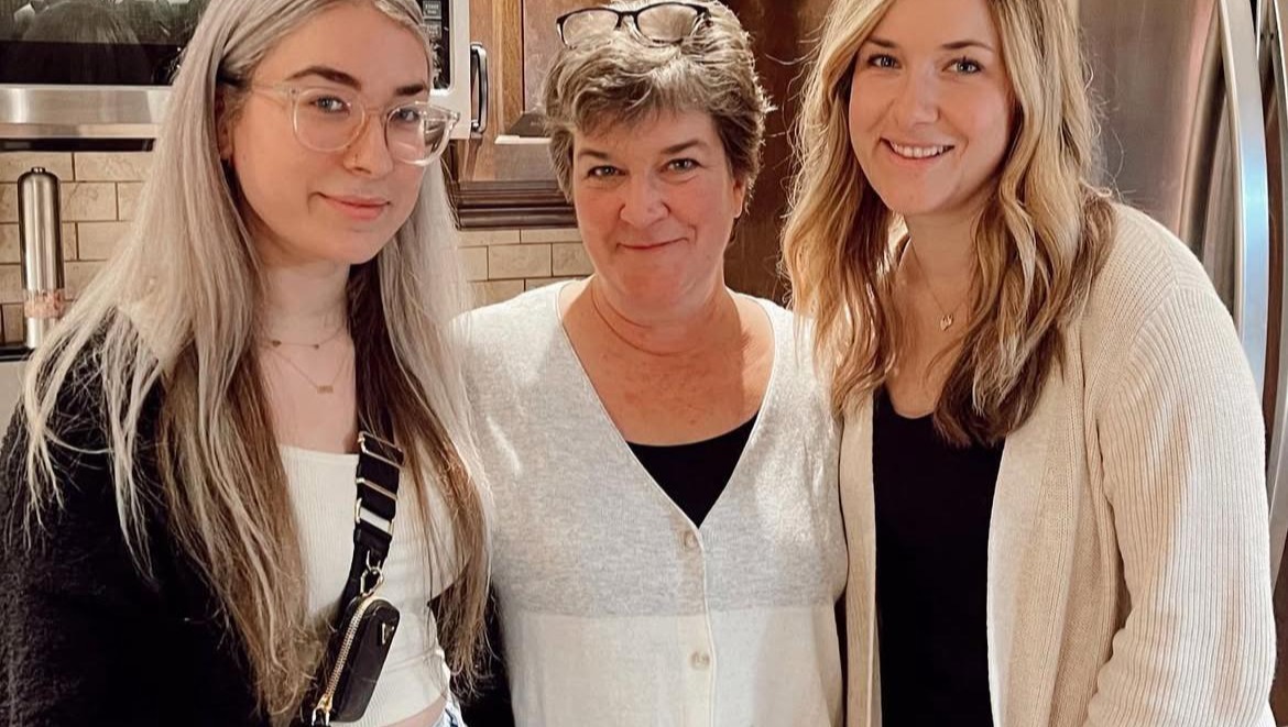 Support Maggie After Losing Her Mother and Sister photo