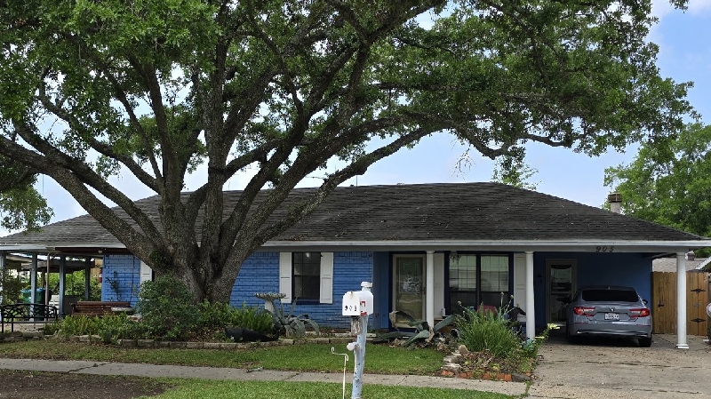 Help support Mattie Rose's Sober Living House. photo