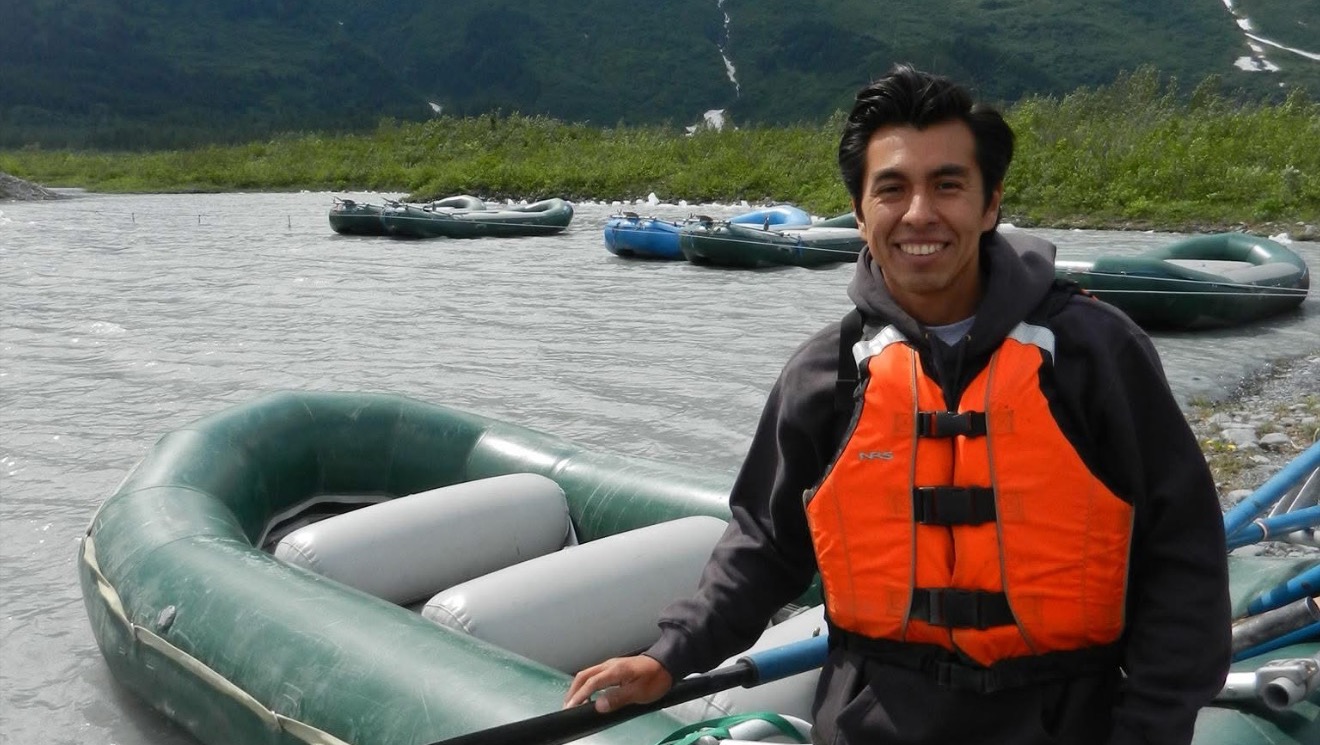 Help Reunite Tío Miguel with His Family
