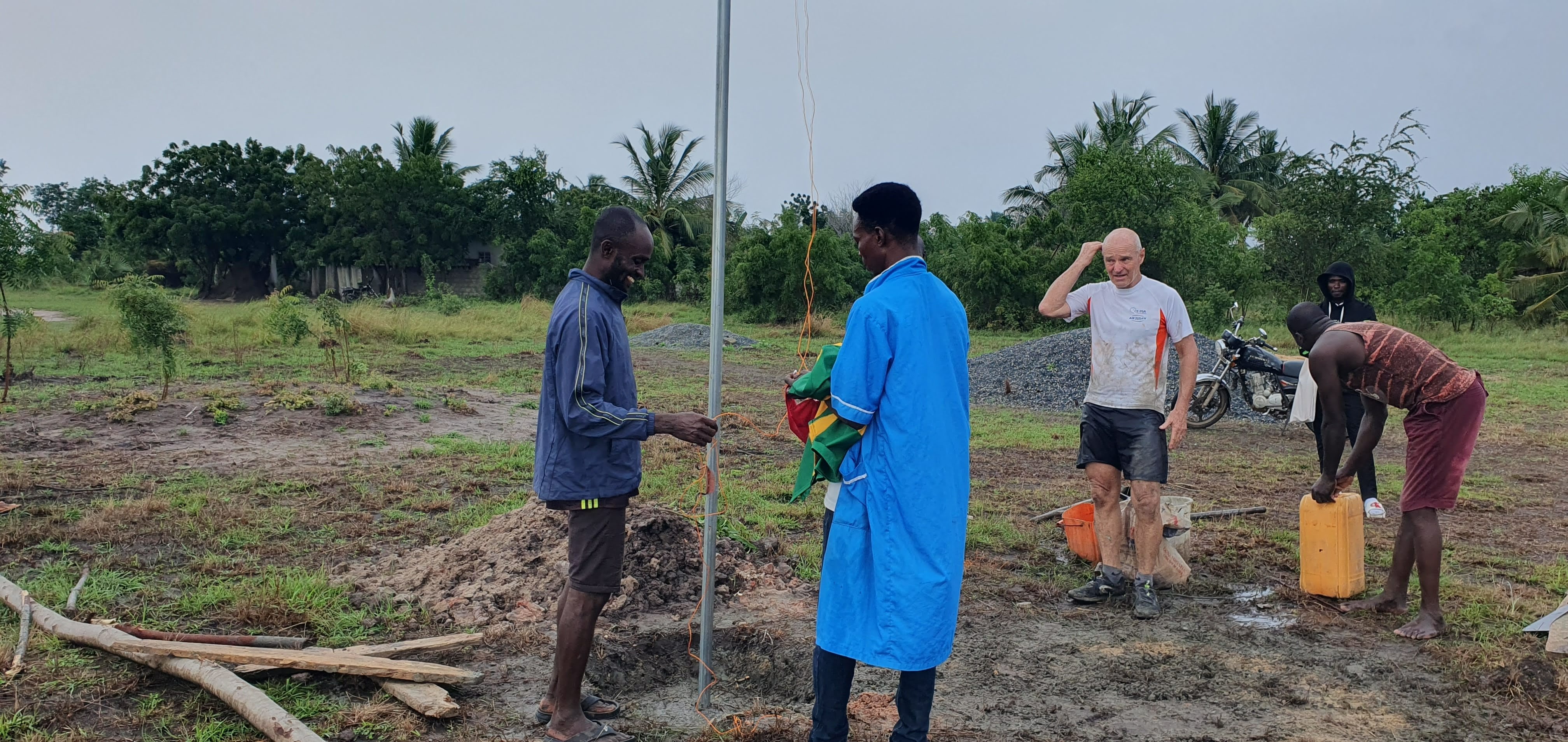 Photo de la campagne Une école pour protéger les enfants de la pluie. Aidez‑nous , 7 sur 8