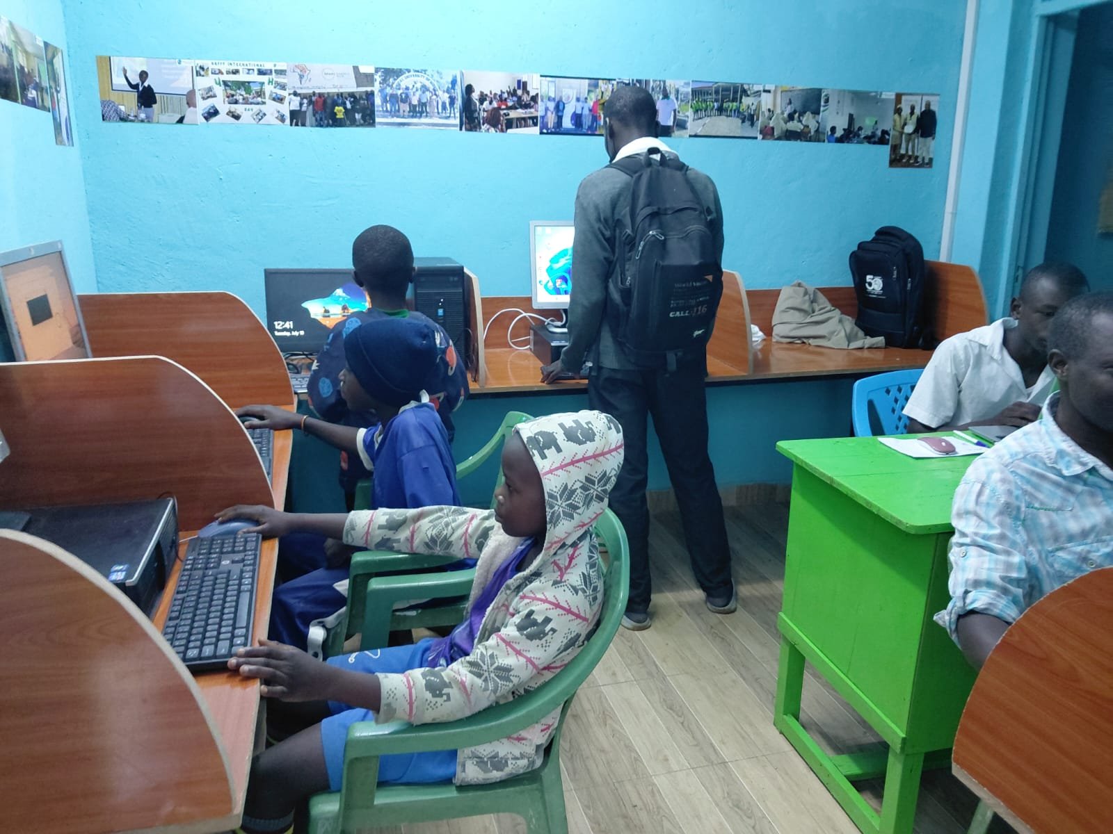 Digital Literacy for C4P iHub Community campaign photo, 4 of 5