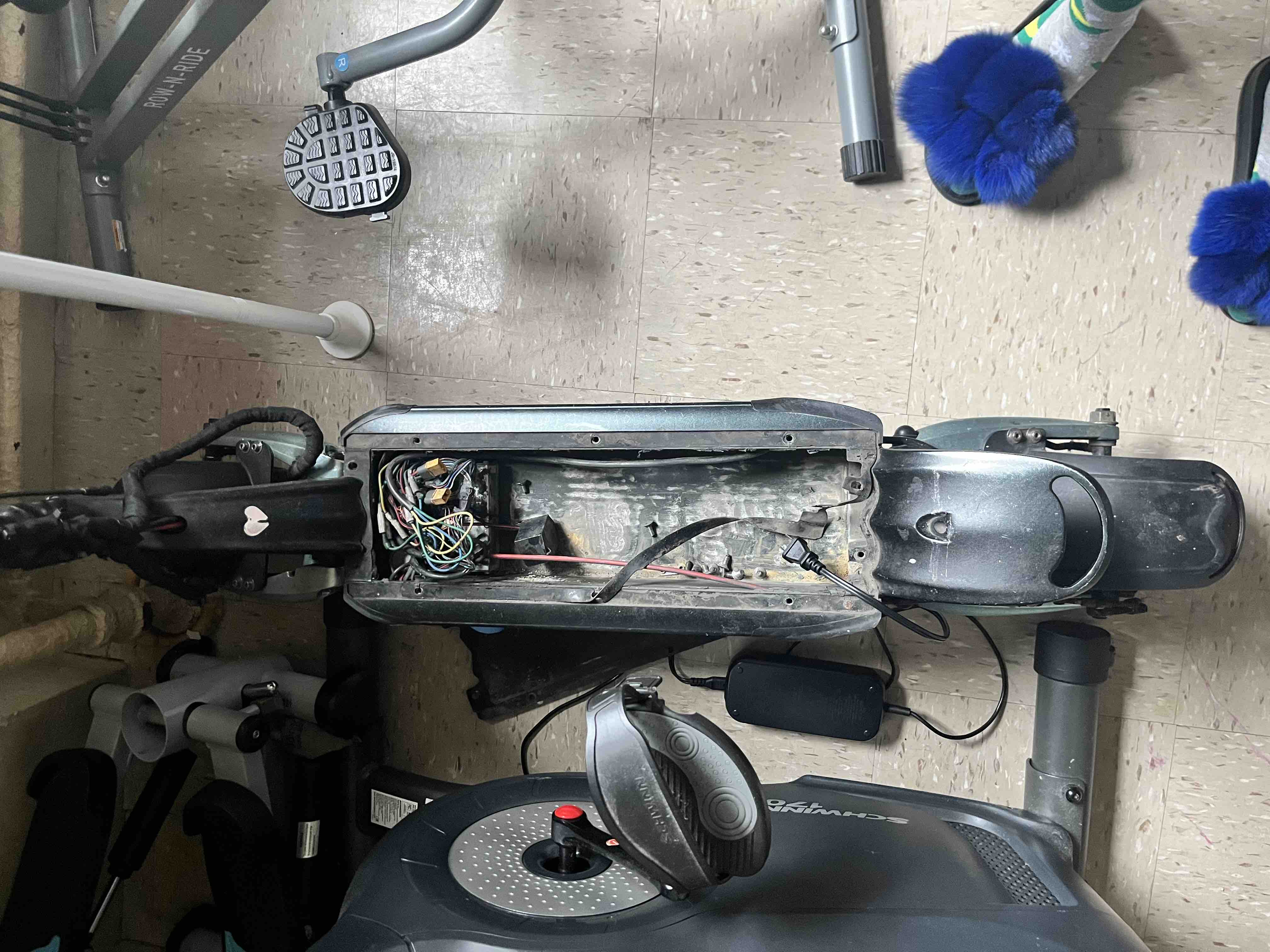 Sherrell R Pan Off Fundraiser by Sherrell Smith : Help Sherrell Replace Her Scooter