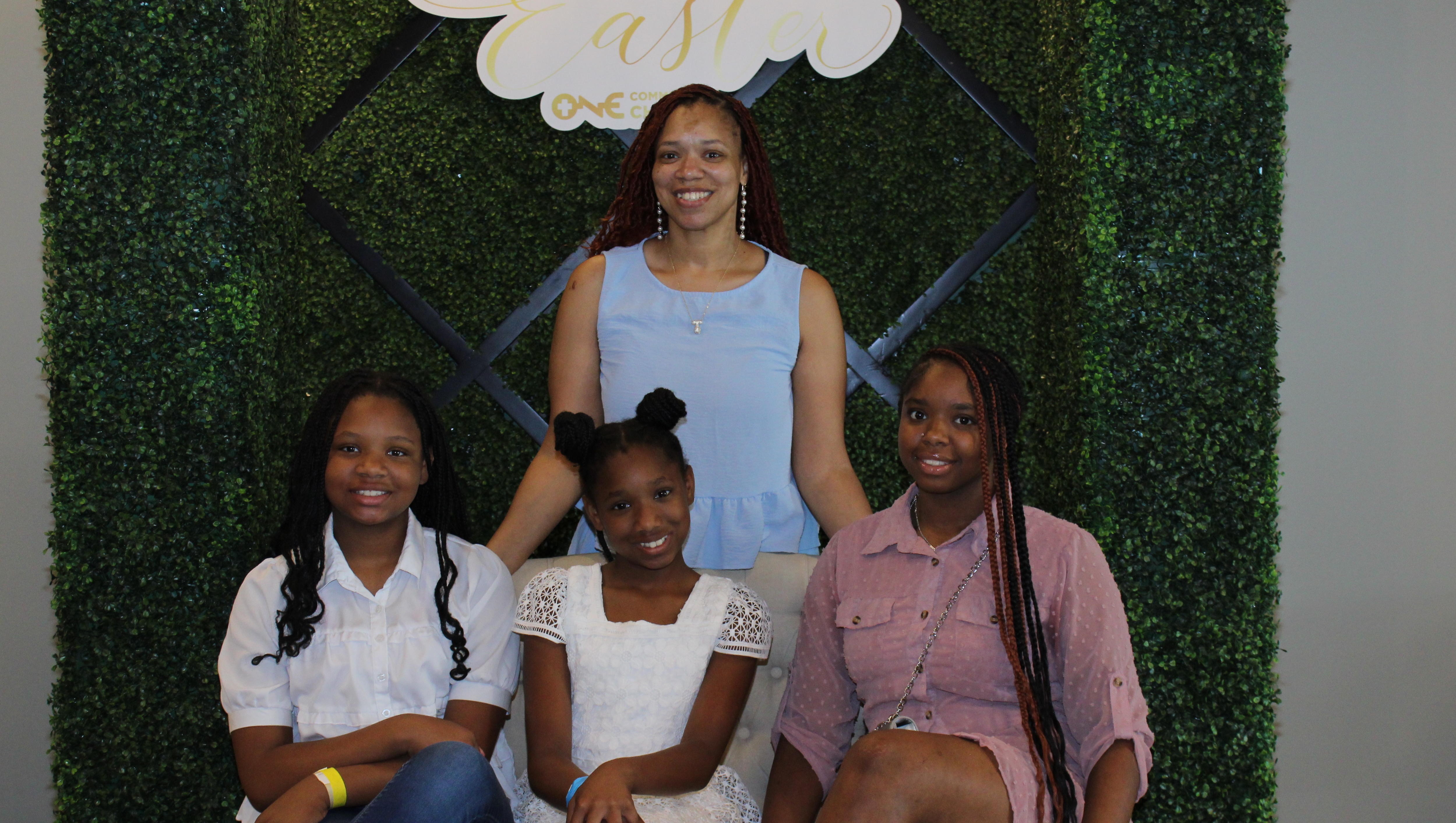 Help Tarlisha Stay Housed & Support Her Family photo