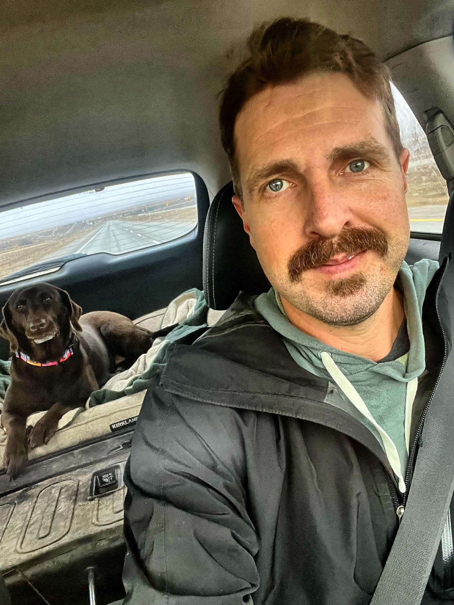 Help Dan get to his family campaign photo, 4 of 7