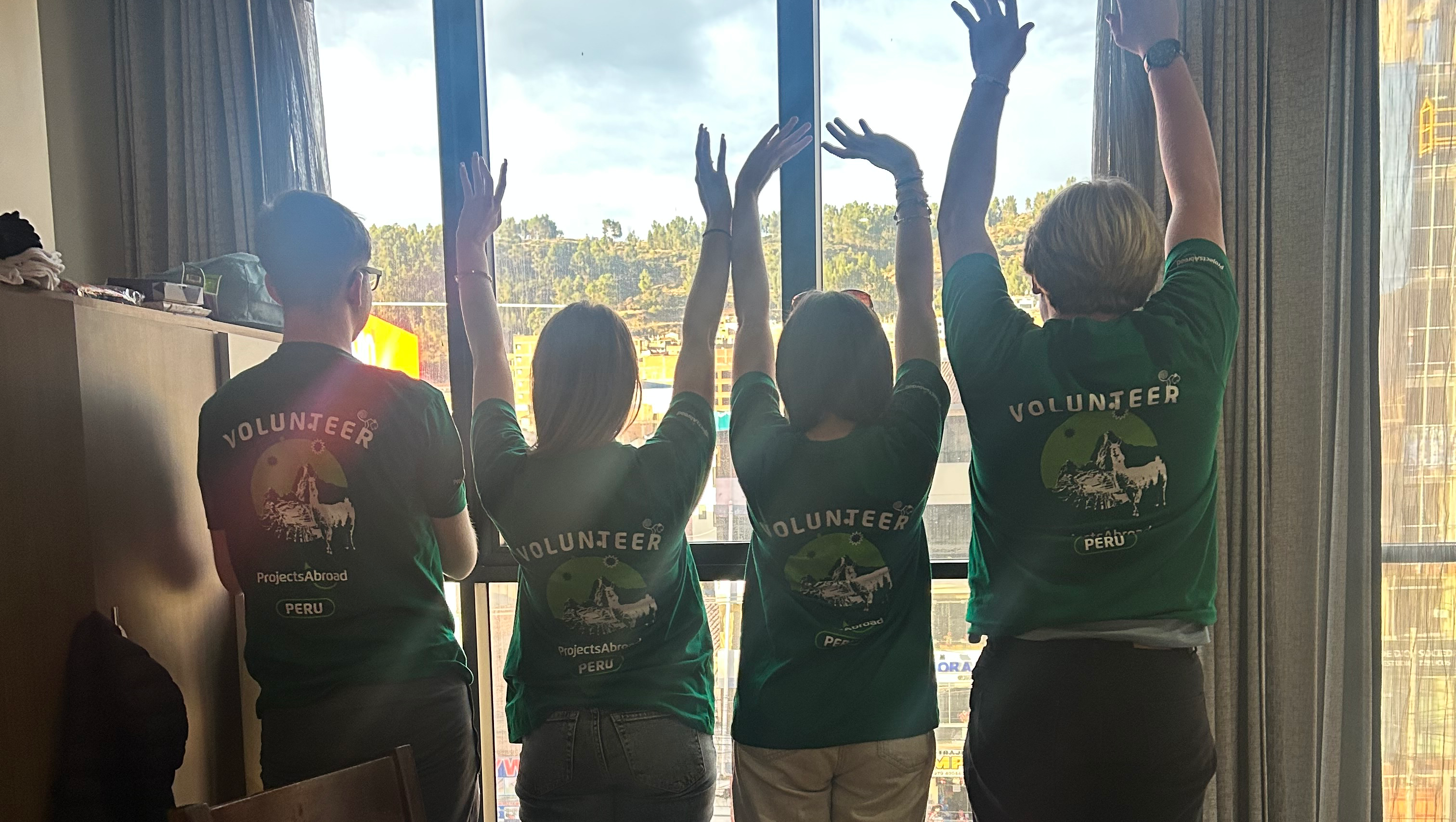 Fundraiser for Emma Griffiths by Ava Griffiths : Volunteering in Sri ...