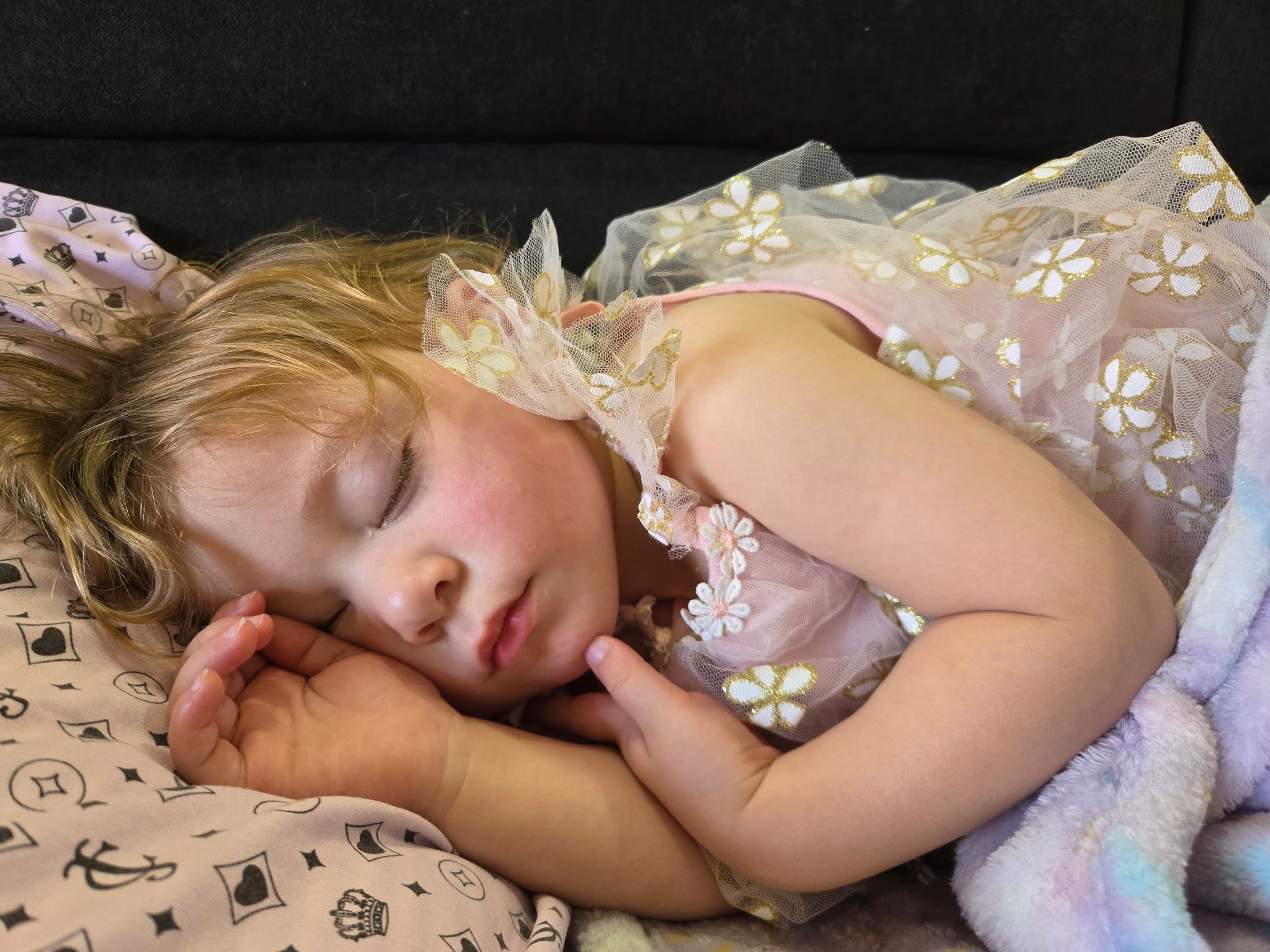 Help a Single Father Feed His Daughters campaign photo, 2 of 8