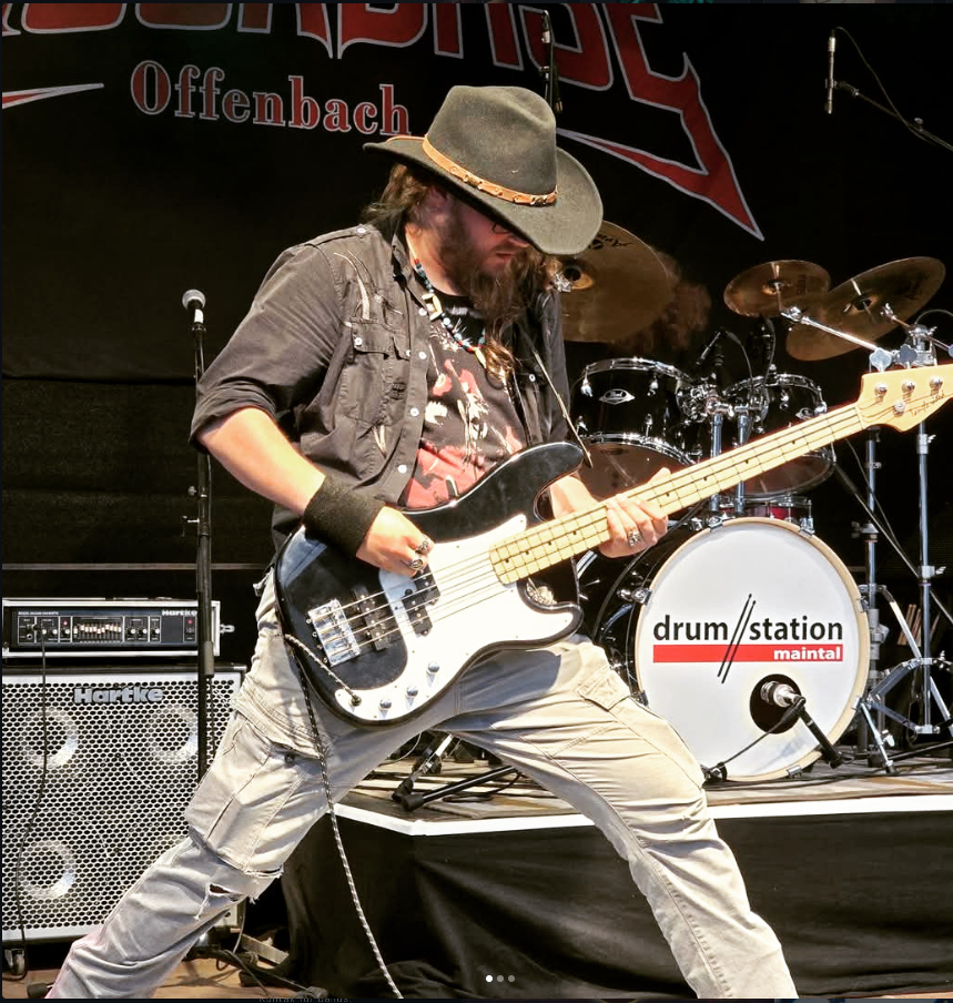 Rettet die ROCKBASE campaign photo, 2 of 7
