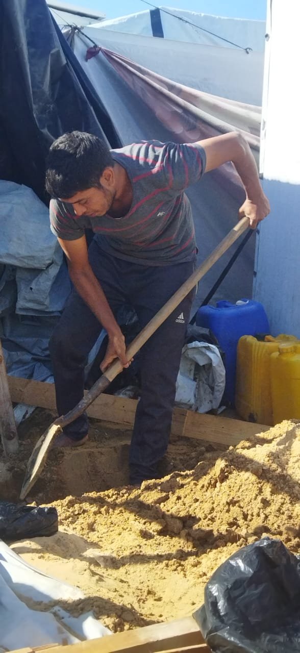 Help Saher and his family in Gaza campaign photo, 4 of 8