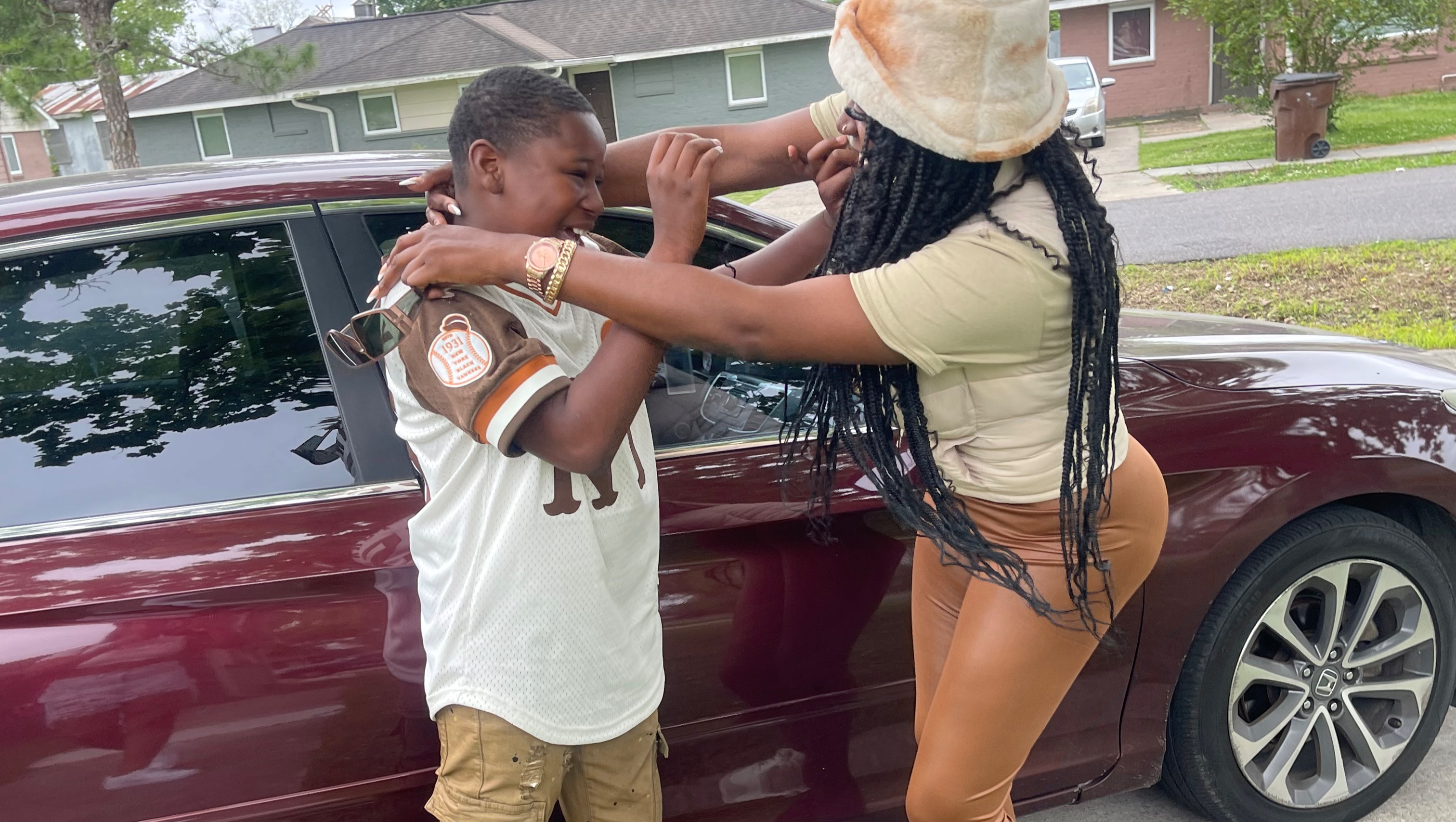 Help a Single Mom Keep Her Home & Car photo