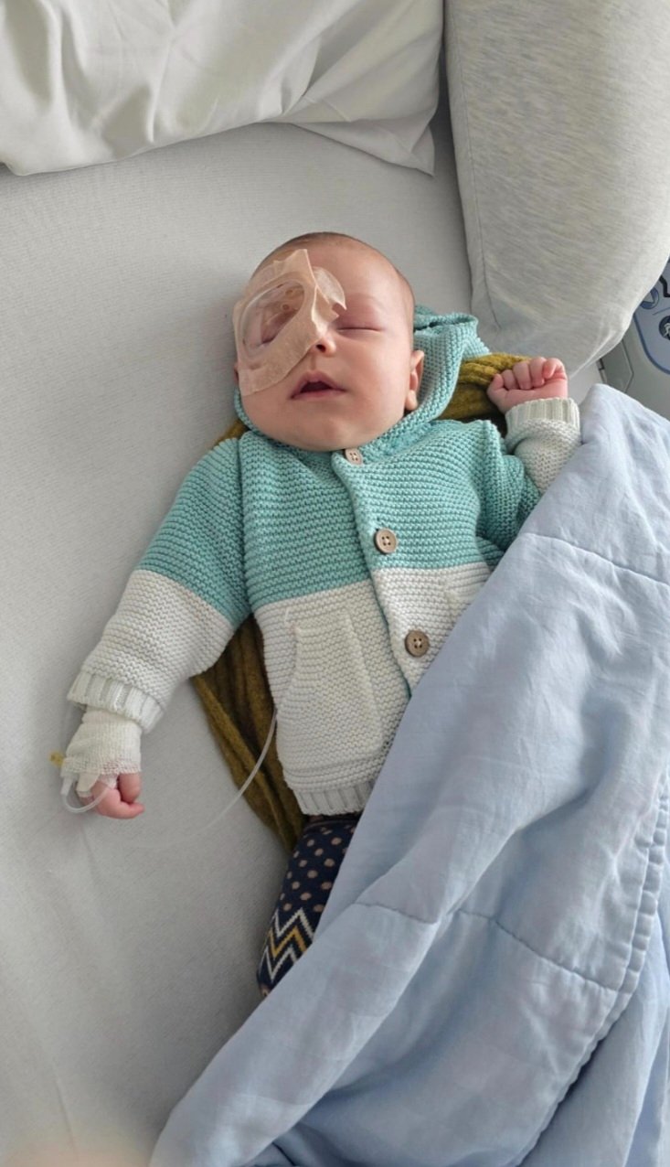 Kampagnen-Foto für Baby Augenoperationen, 5 von 7