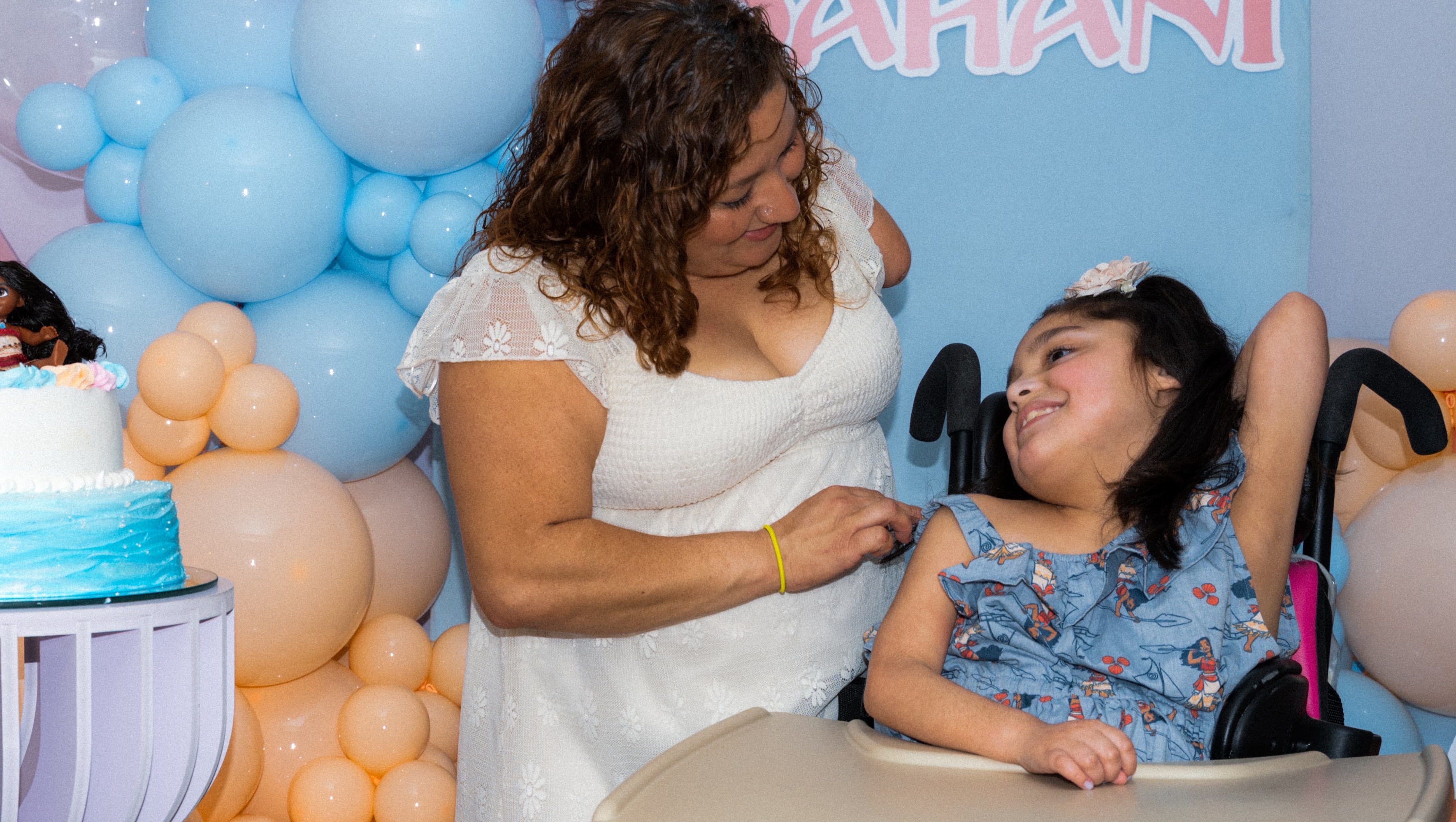     Support an Adapted Vehicle for a Mother and Daughter  photo