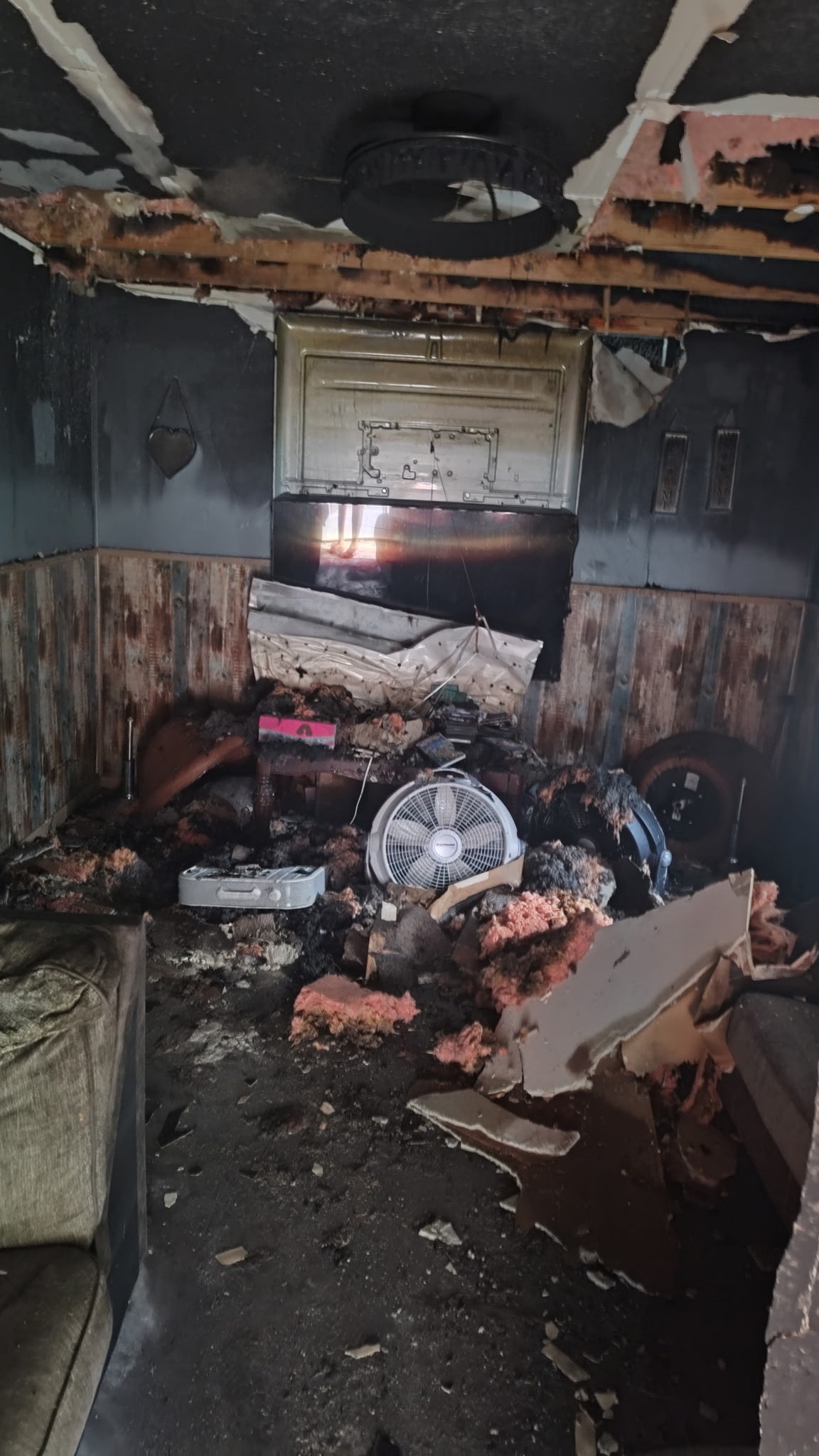 Fundraiser by Qunita Triplett : Help Jessica Rebuild After House Fire